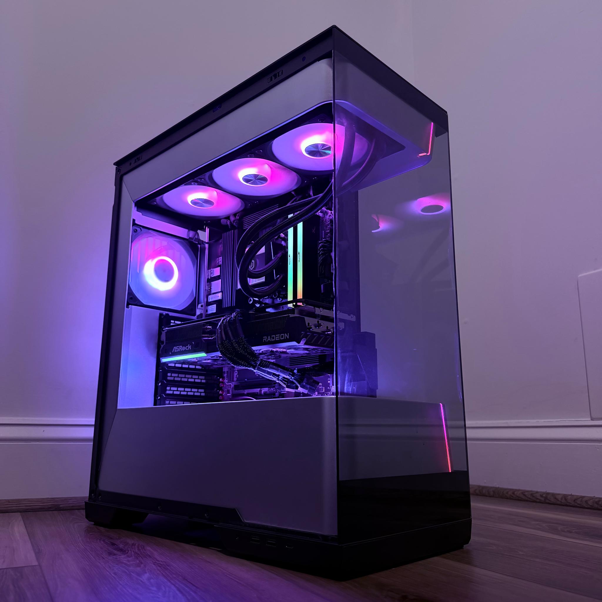 🩶🐍"Silver Serpent"🐍🩶| 1440p/4k Gaming | RX 9070XT | Ryzen 7 7800x3d | 32gb DDR5 | 2tb SSD | WiFi