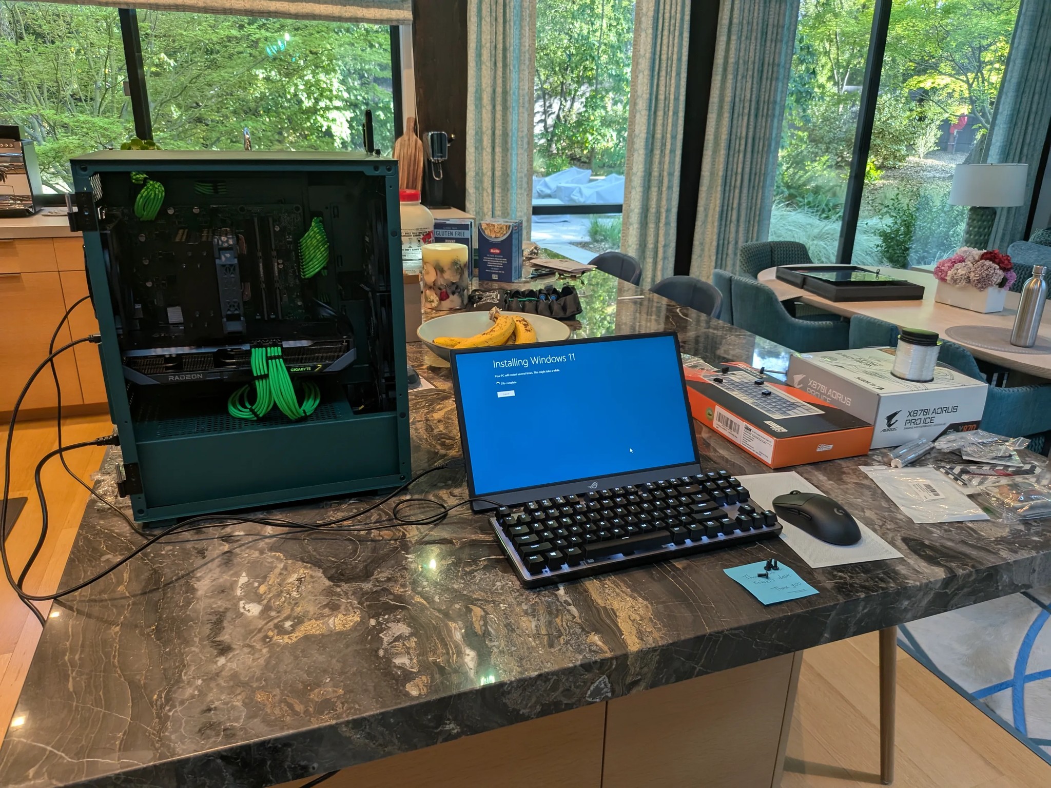 The Lean Green Gaming PC - Radeon RX 9070, Intel Core i5 12th Gen, 32 GB RAM, 4 TB