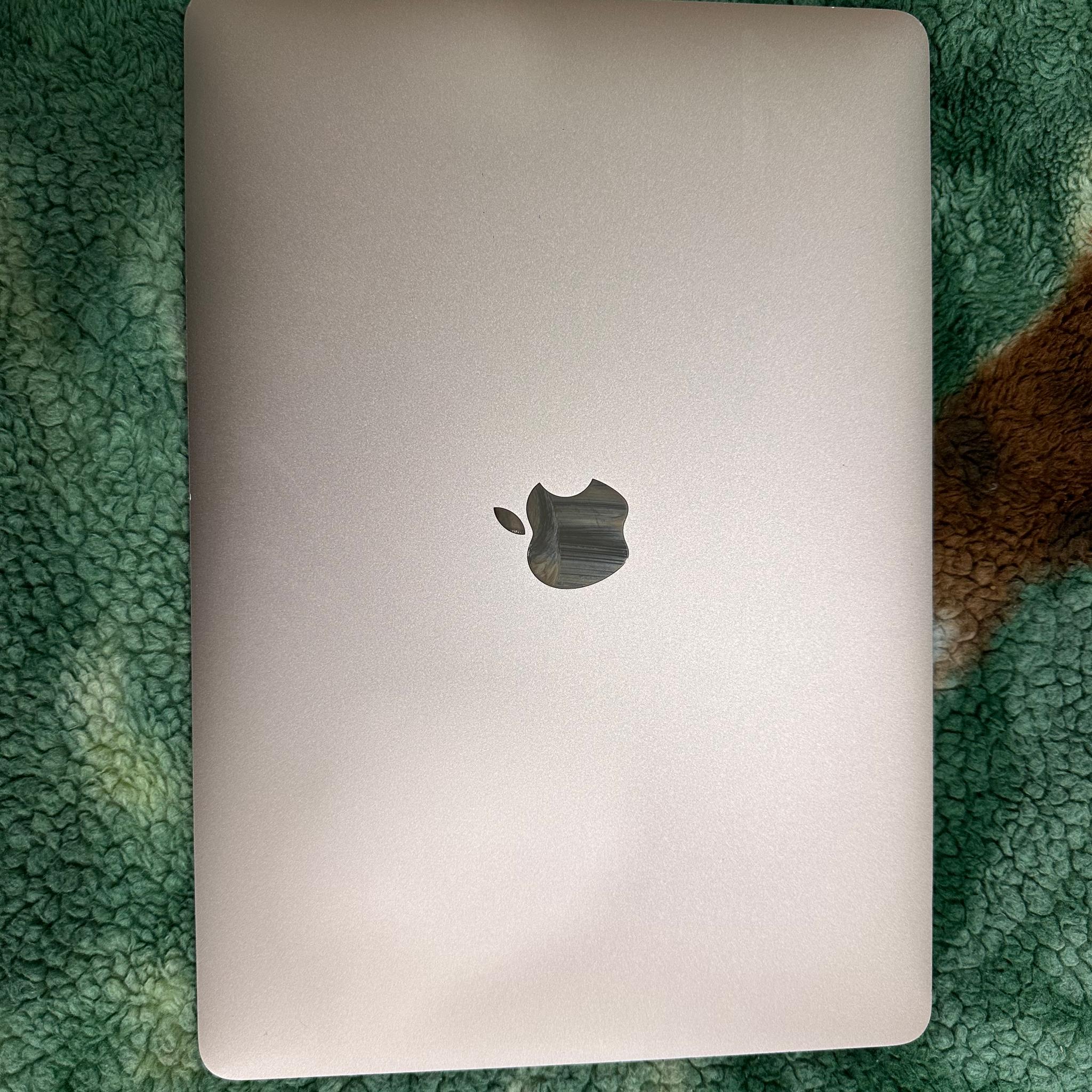 2020 Apple MacBook M1 Air 13" A2337 Gold Laptop M1 256GB Cracked Screen/ICloud Locked