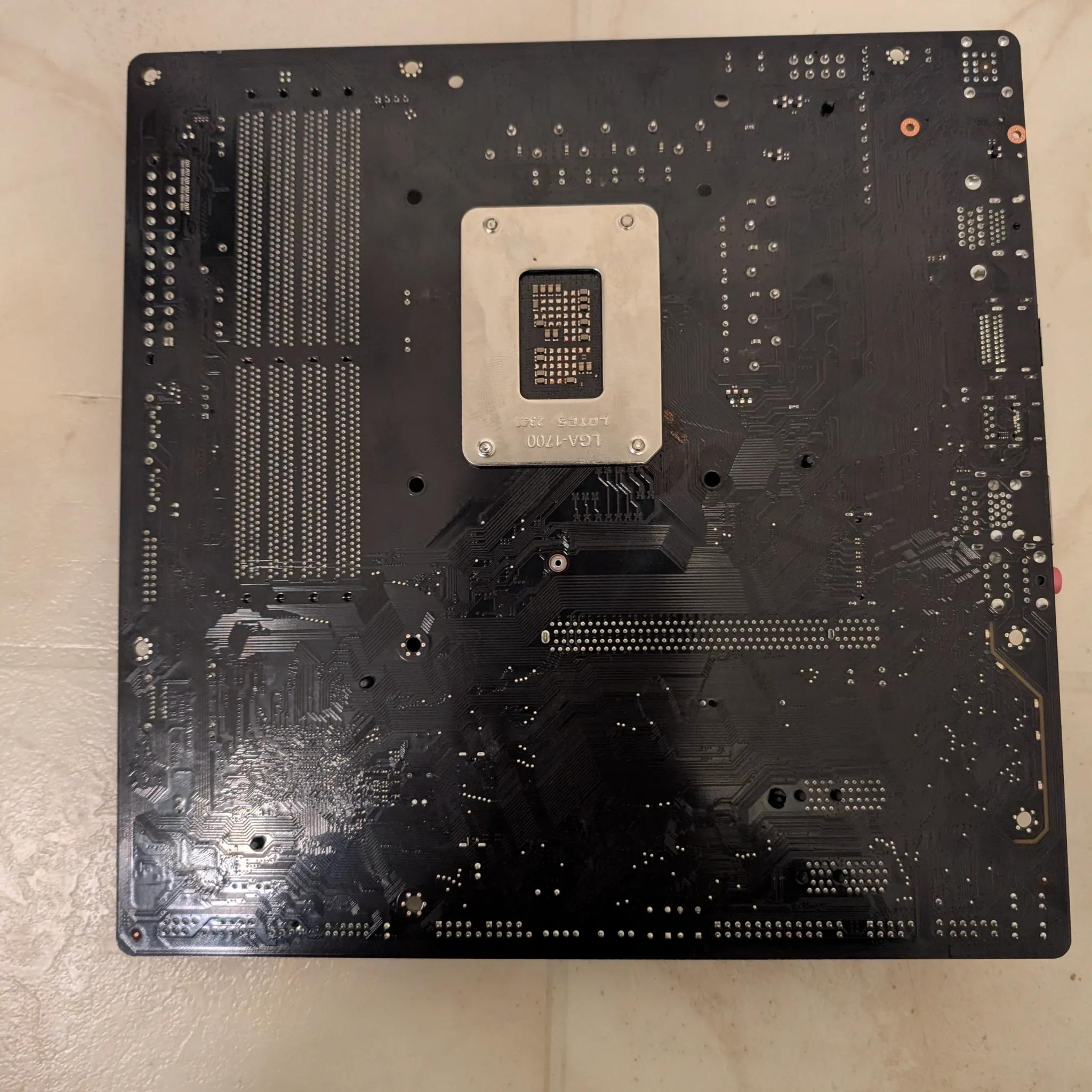 GIGABYTE B760M DS3H DDR4 (LGA 1700/ Intel/ B760/ M-ATX/ DDR4/ Dual M.2/ PCIe 4.0)