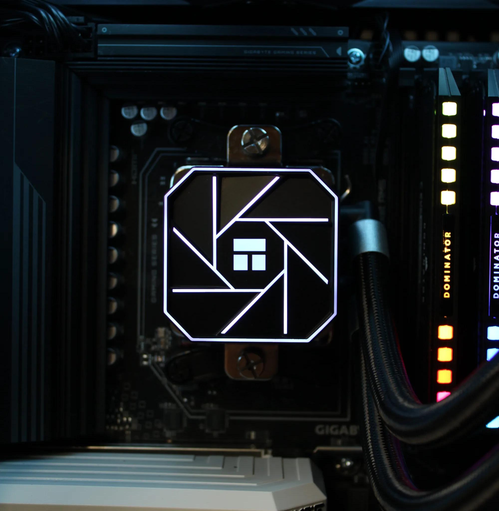 RTX 4090 | Ryzen 7 7800X3D | 2TB SSD NVMe | 32GB RAM DDR5 | 850W PSU