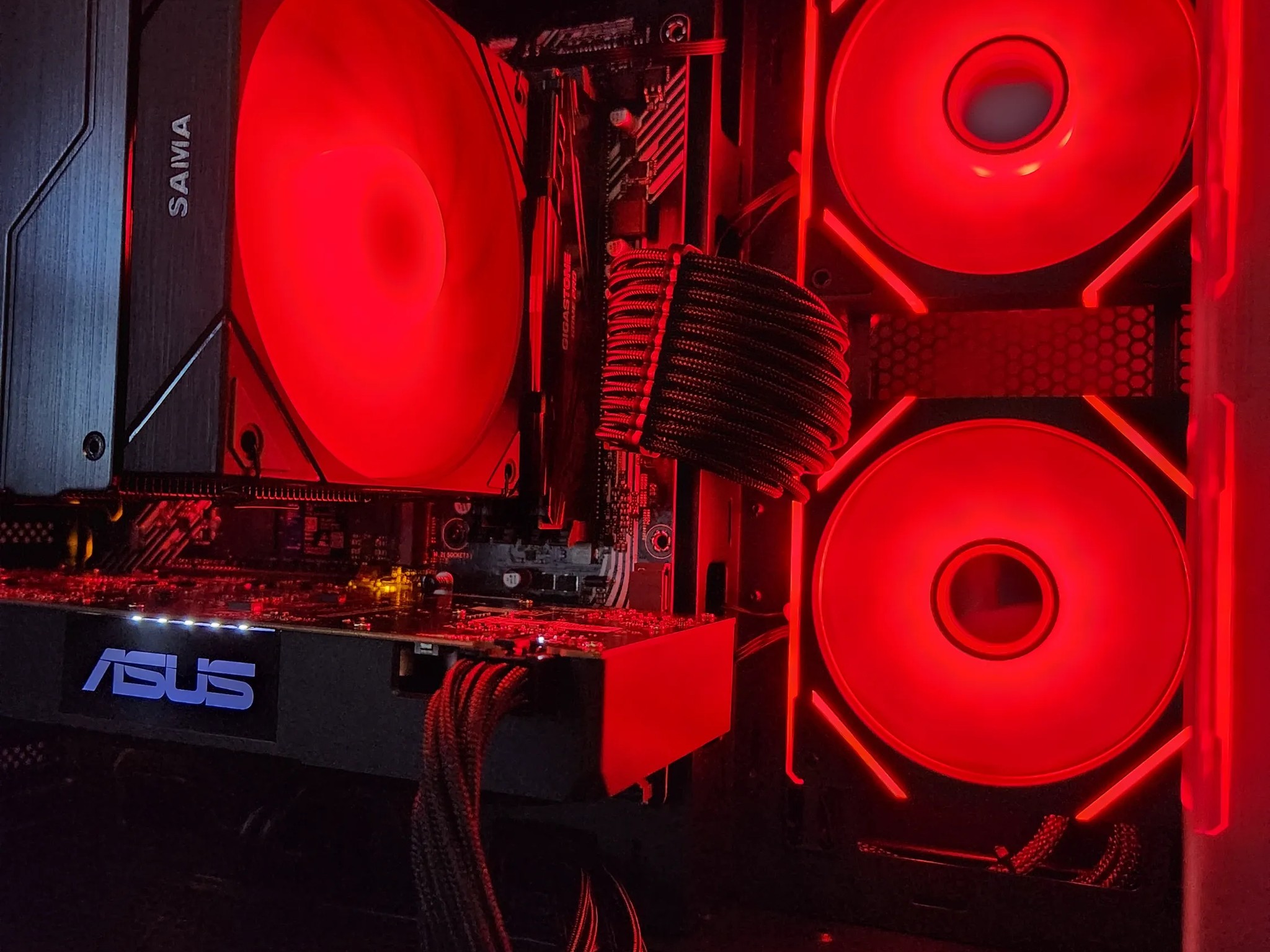 Custom PC | Ryzen 7 2700 + GTX 1070Ti | 16GB DDR4, 1TB NVMe SSD, Wi-Fi USB + Windows 11