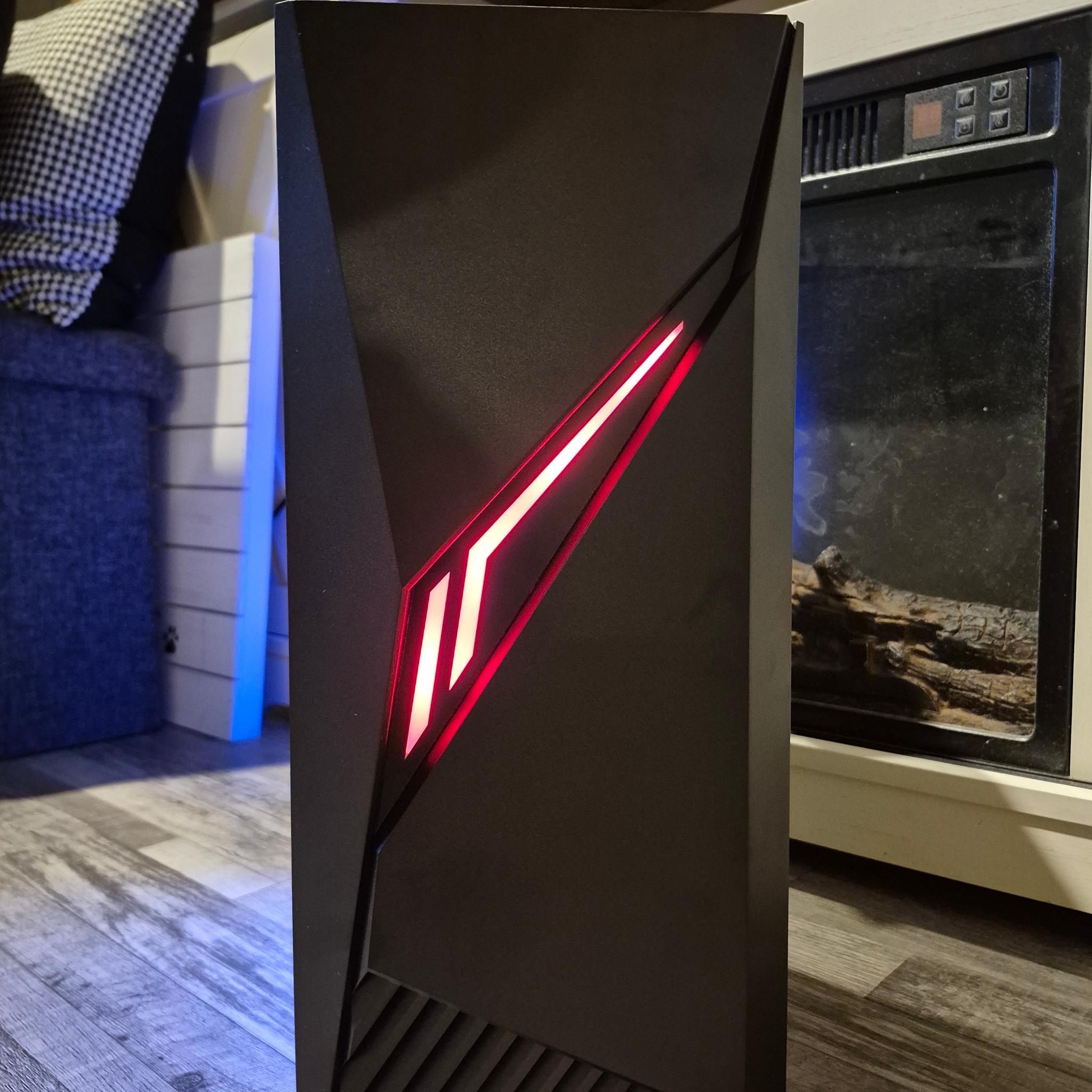 90 FPS Fortnite | i5-4570, 16GB RAM, 500GB SSD, GTX 950 2GB