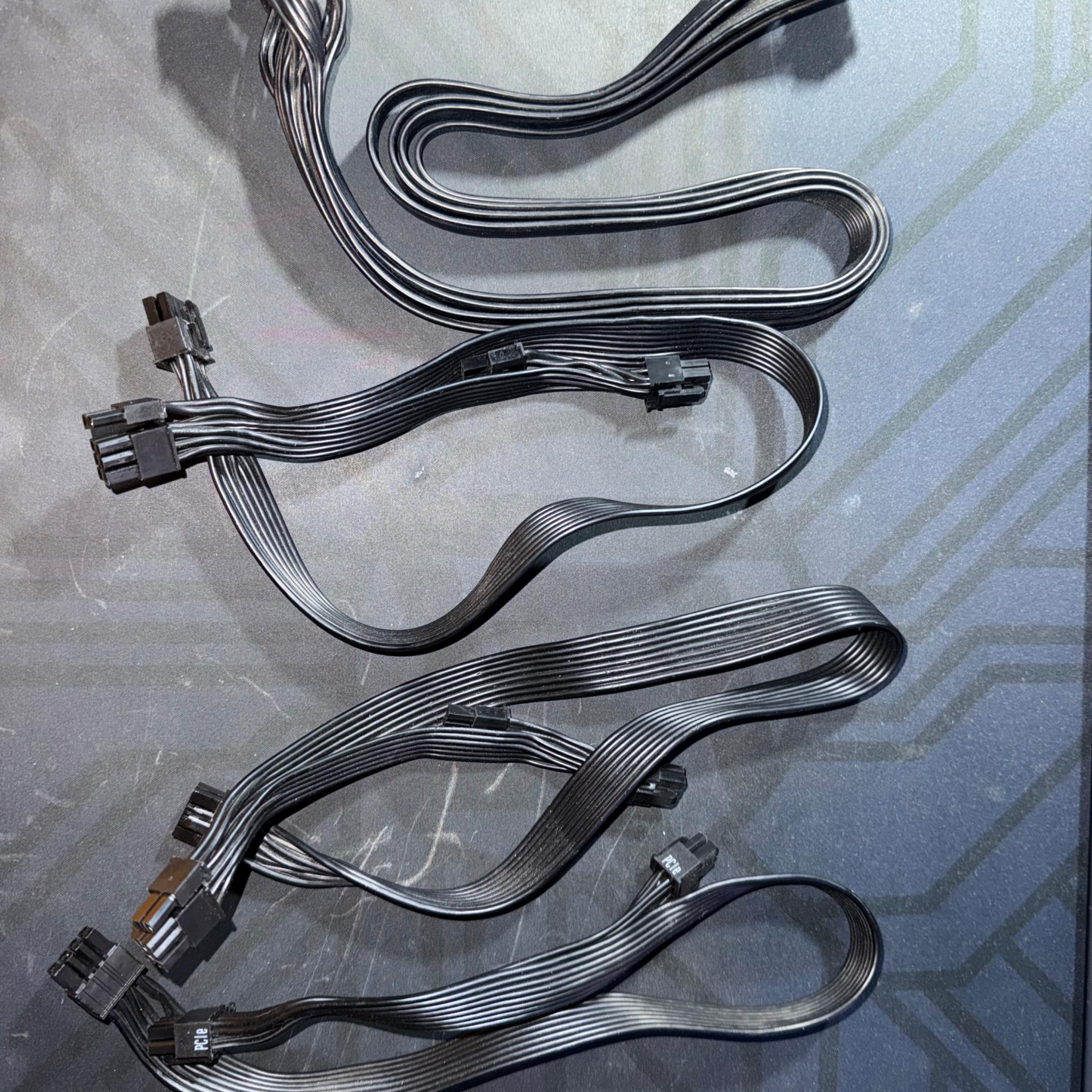 Thermaltake Power Supply PS-TPD-0850FNFAGU-1 Toughpower GF1 850W 80+ Gold Fully Modular