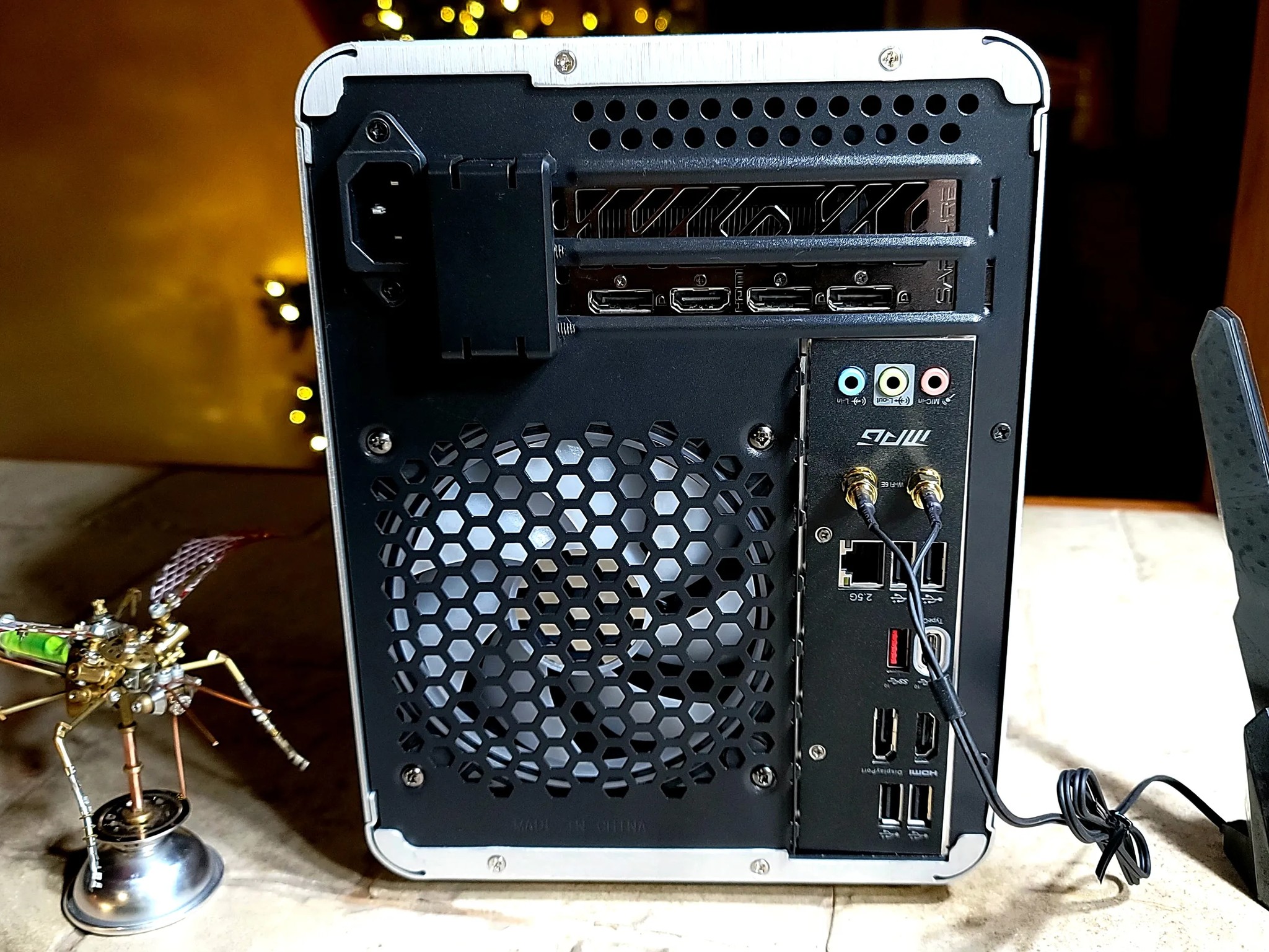 quicksilver--Core i5 10505, RX 6600 XT, 16 Gb, Water Cooled 128Gb+1Tb SSDs, MAG B560i, WiFi/Bt/Ether