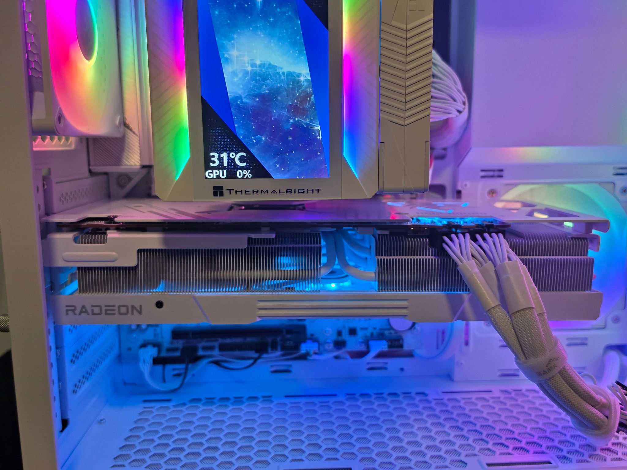 Radeon RX 7900 XT Custom Gaming PC - Ryzen 7 9700X