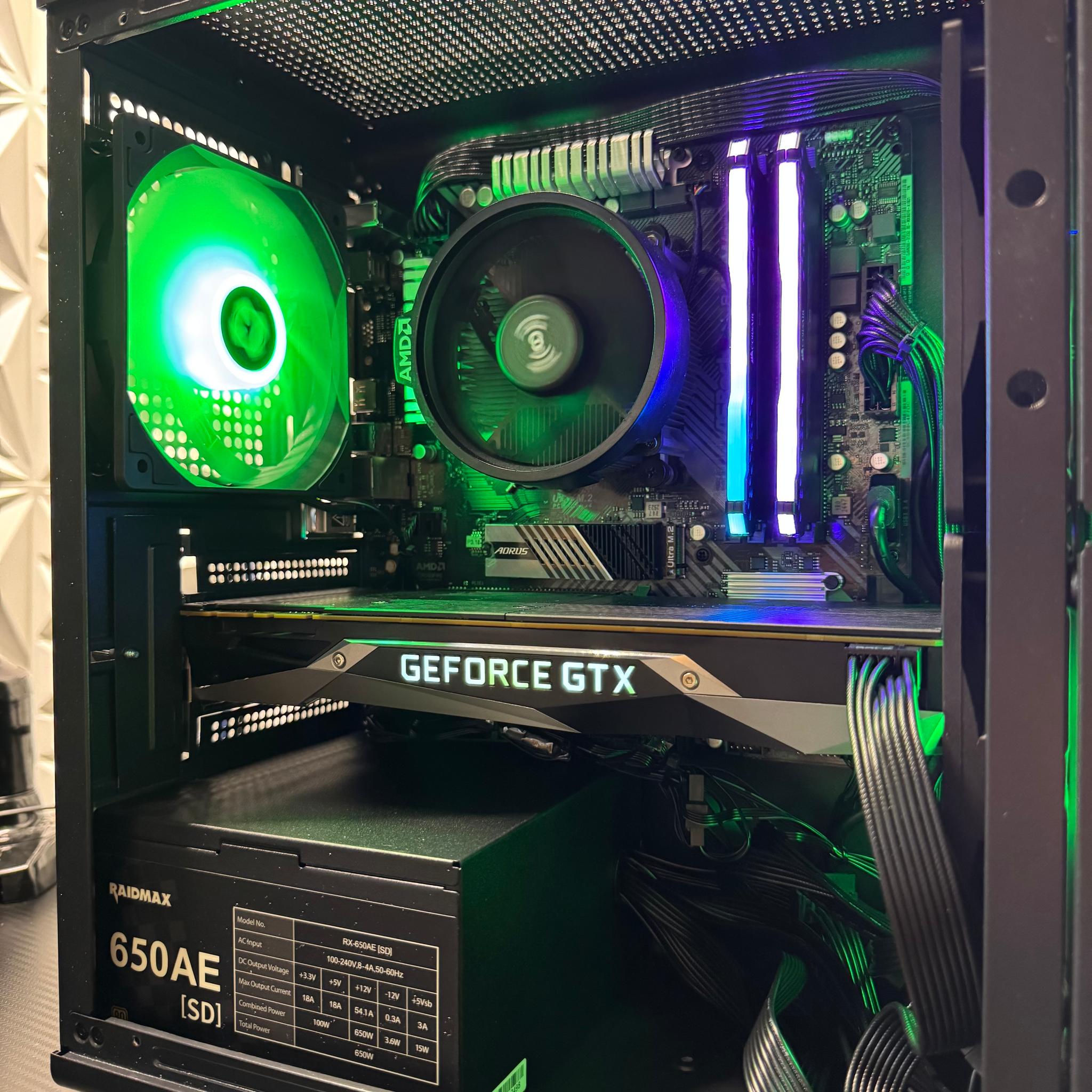 Gtx 1080, Ryzen 5 5500, 16GB ram, 500GB Samsung ssd, 650w psu, arc raiders, fortnite, R6, BF6
