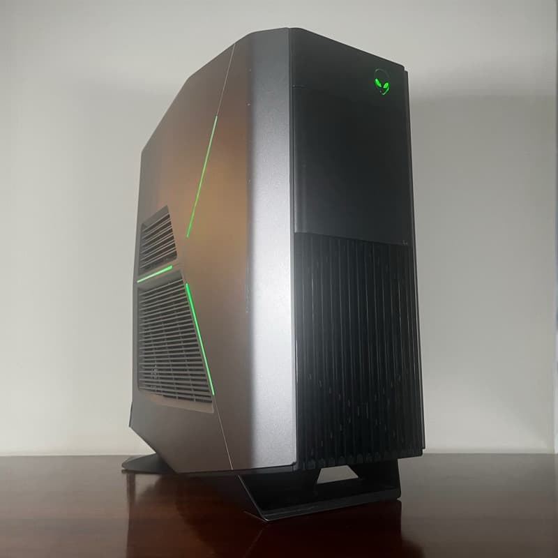 👑1080p KING👑 GTX 1080 | 32GB RAM | 1.5TB Storage | i5 7400 | Wi-Fi