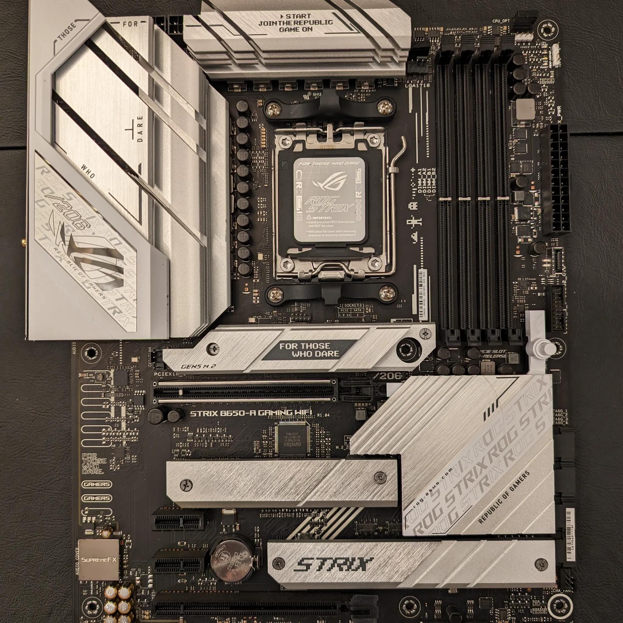 ASUS ROG Strix B650-A Gaming WiFi 6E AM5