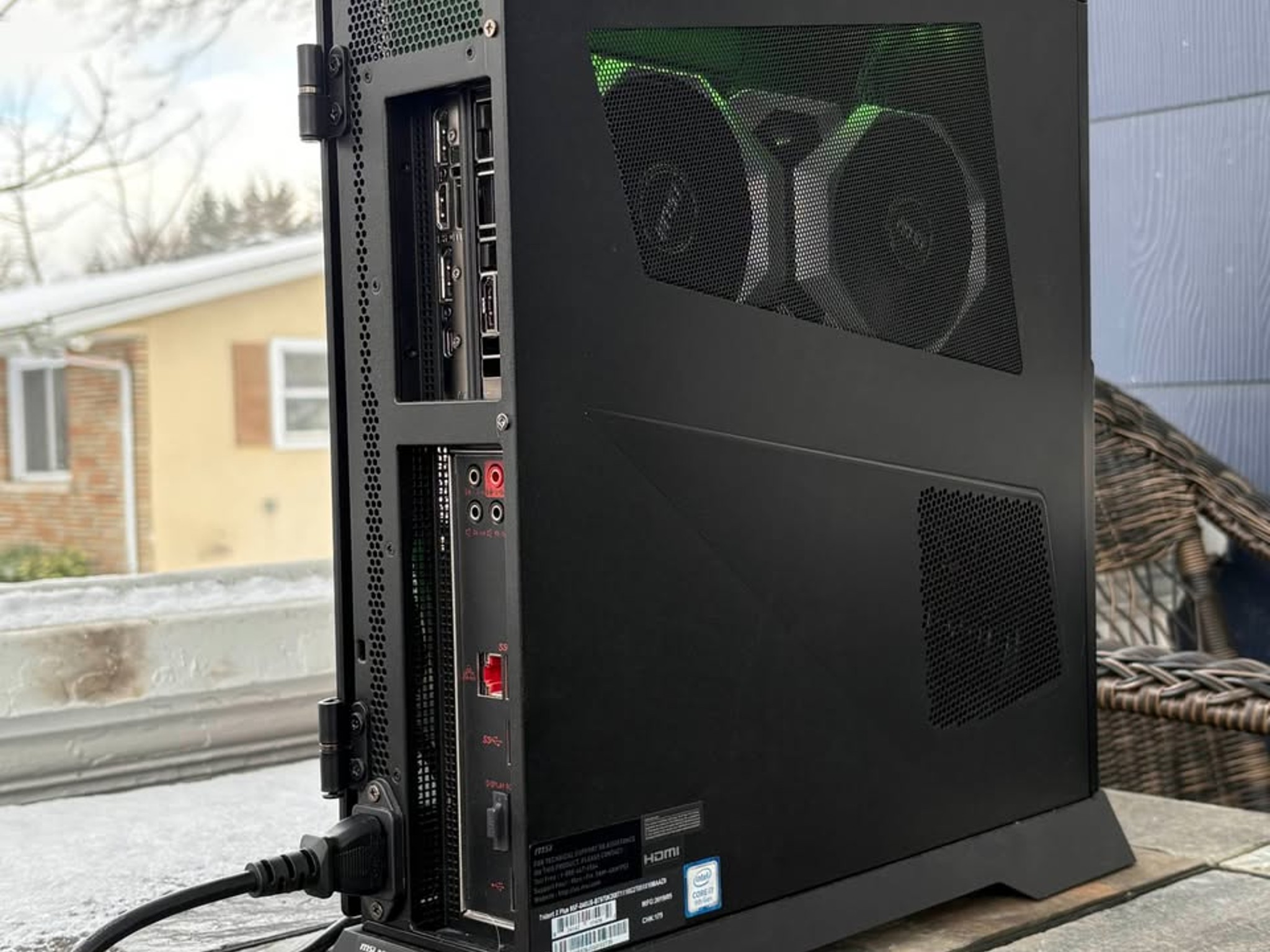 MSI Prebuilt Gaming PC – i7-9700 / RTX 2080 Ti / 32GB RAM / 500GB Storage – ED