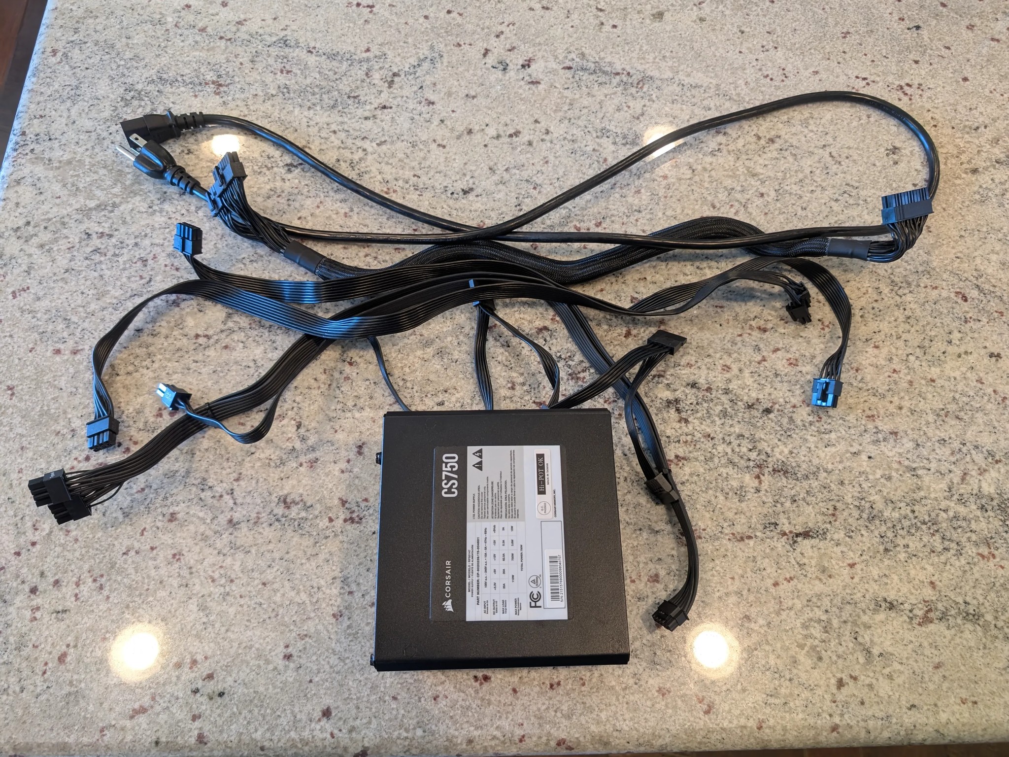 Corsair CS750 Fully-Modular PSU 80+ GOLD