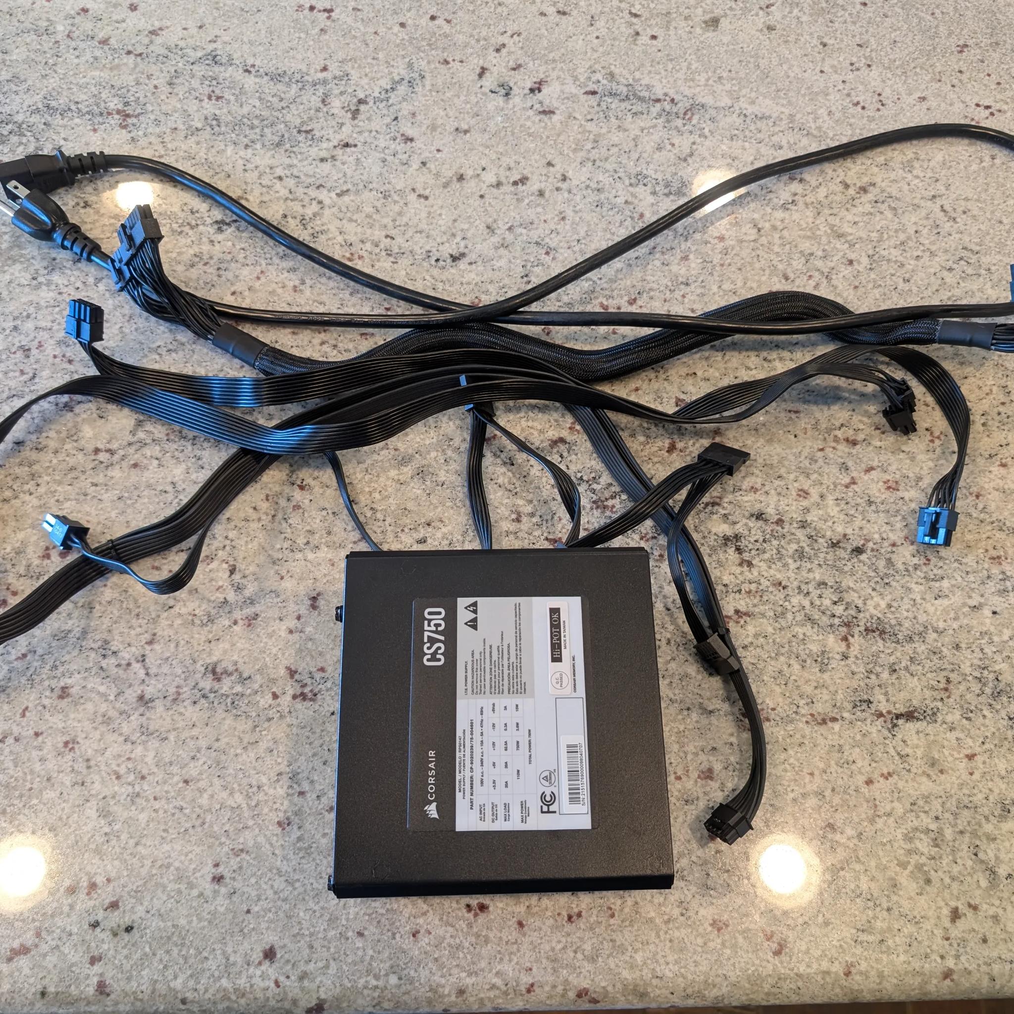 Corsair CS750 Fully-Modular PSU 80+ GOLD