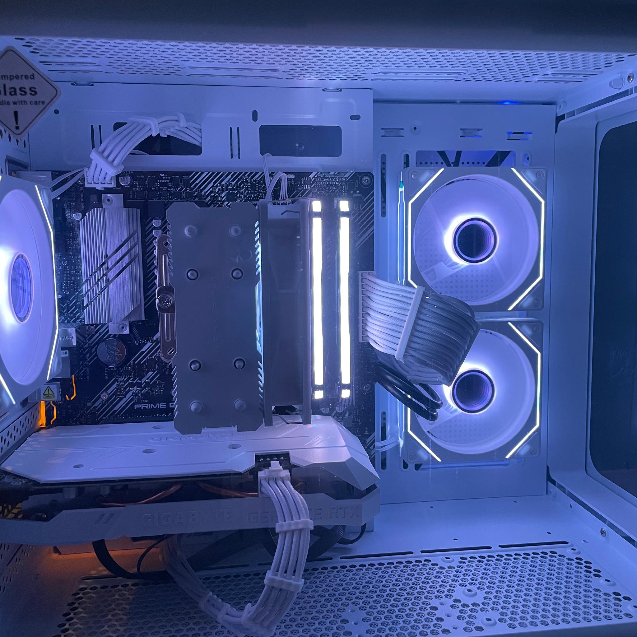 White RTX 2060 Gaming PC (Ryzen 5 3600 | 16GB RAM | 512GB SSD | Wifi + BT)