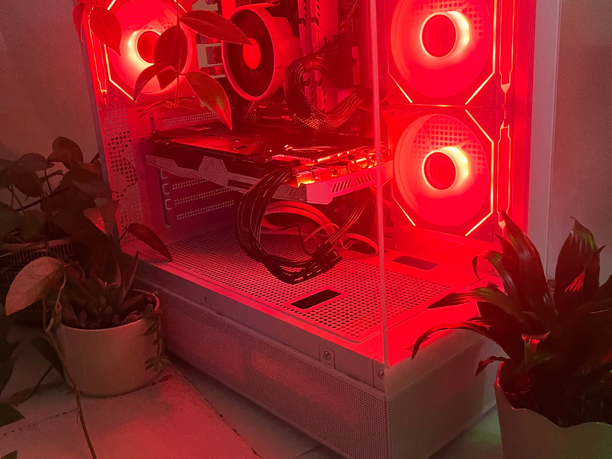 CUSTOM GAMING PC (Ryzen 5 5500 + NIVIDA GTX 1070 + 1TB SSD + 16GB RAM)