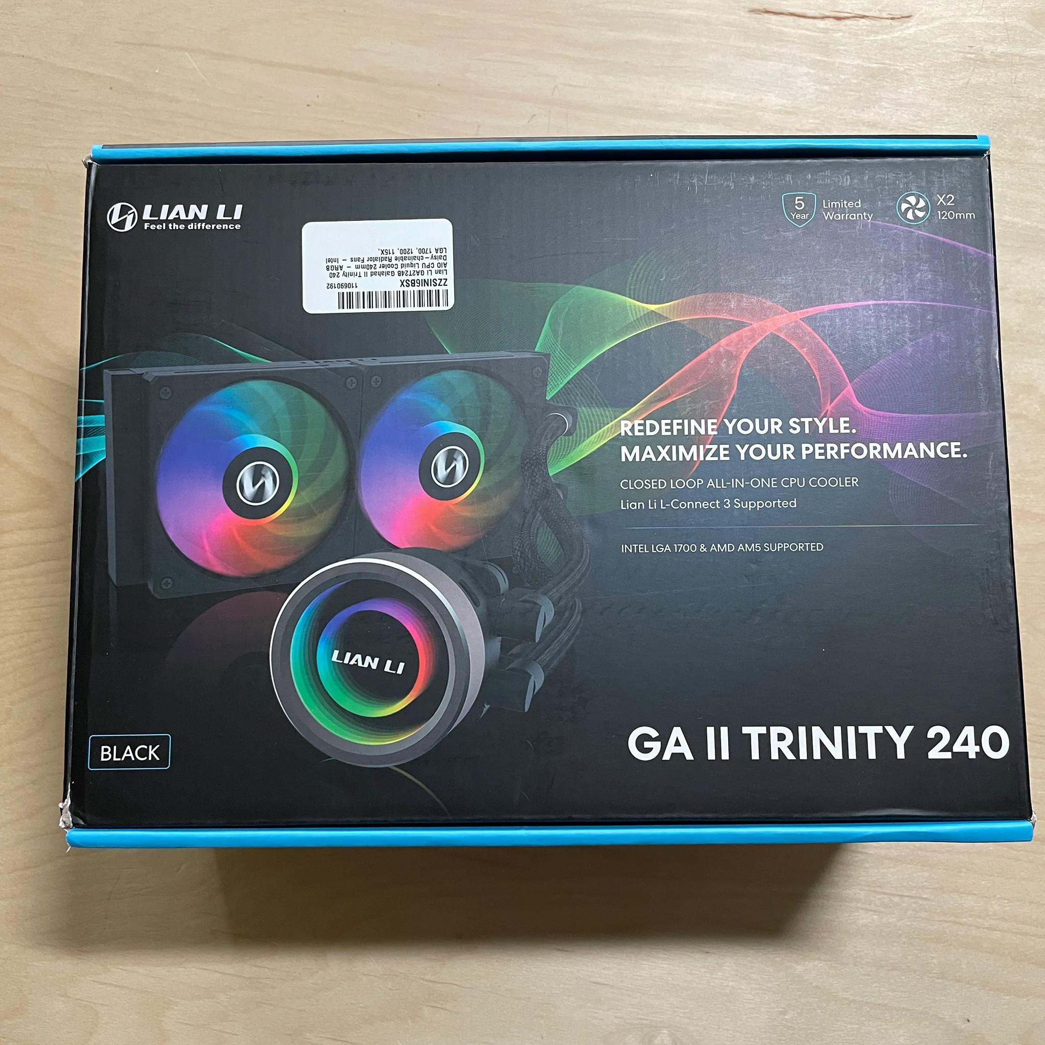*LIKE NEW* Lian-Li Galahad II Trinity RGB 240 (black)