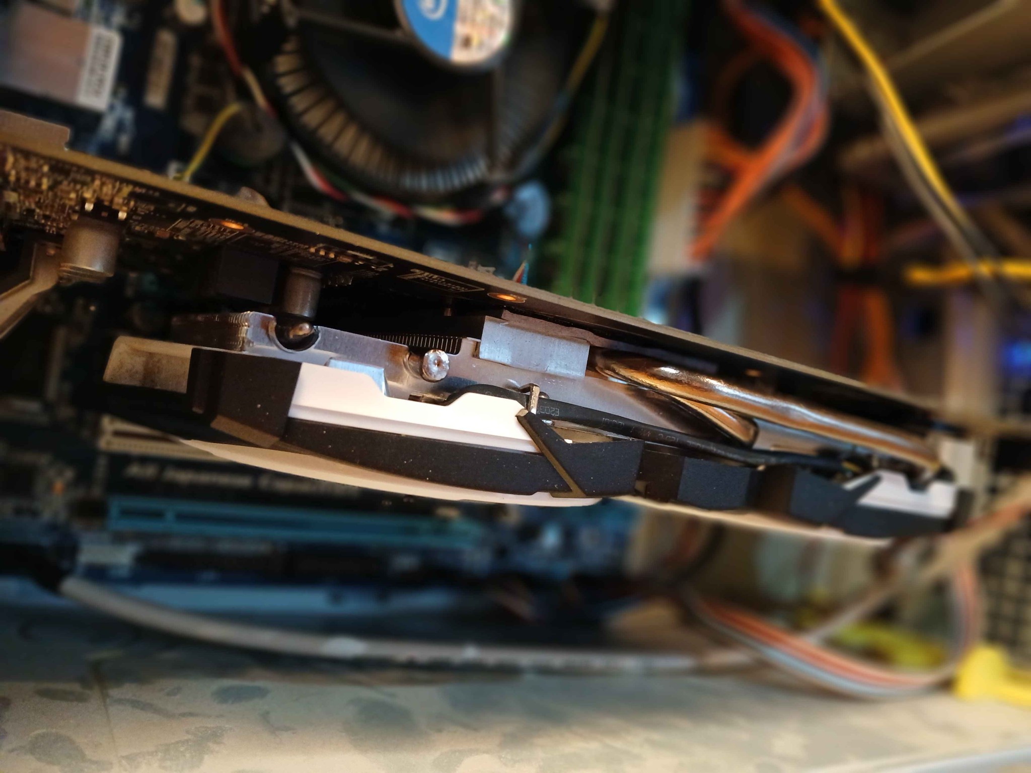RX 480 | i7-3770 (e3-1240v2) | 16gb RAM | 250gb ssd