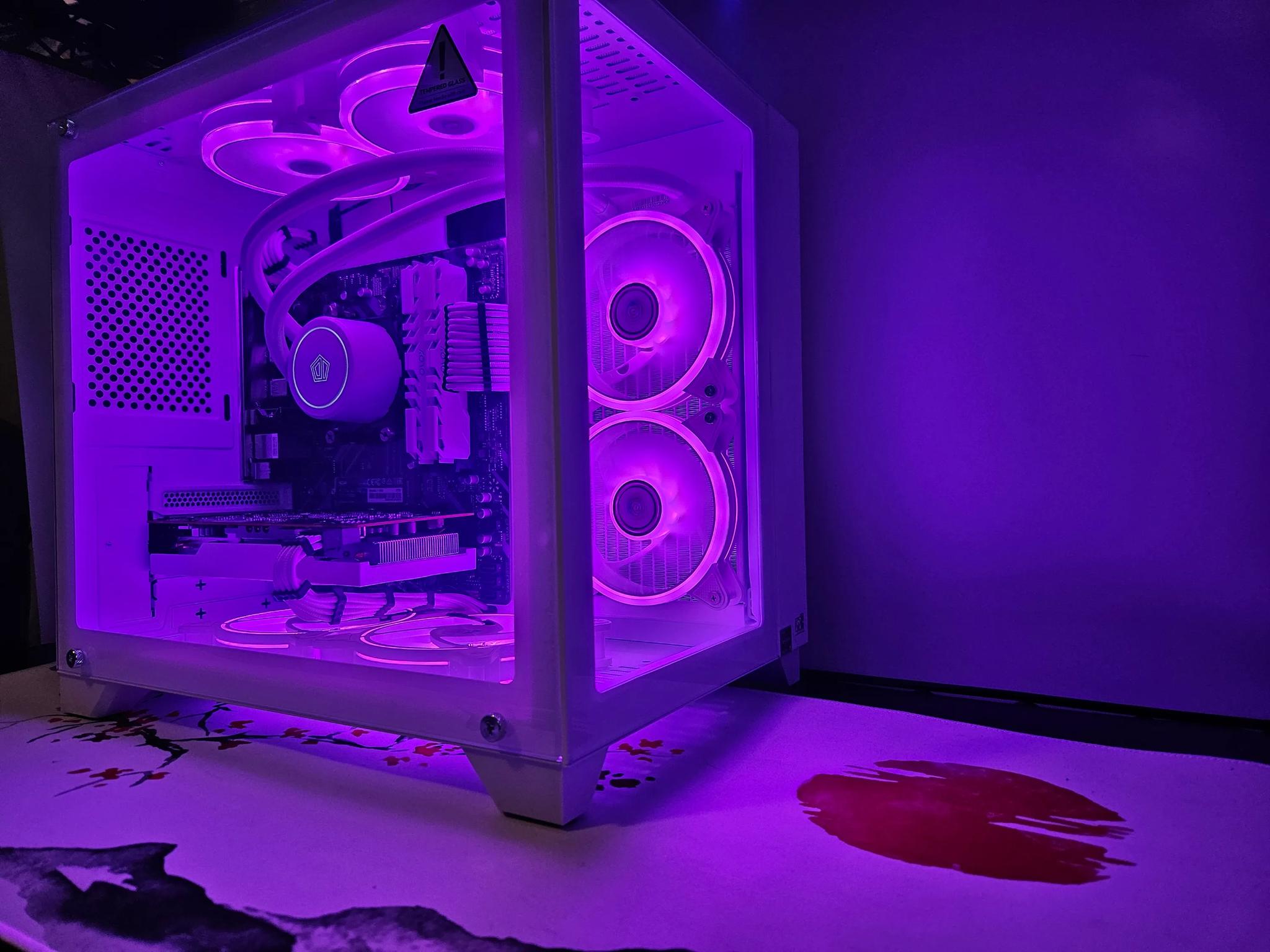 Liquid Cooled Frosty Gaming Rig Ryzen 5 / 32GB / 2TB / RX6600