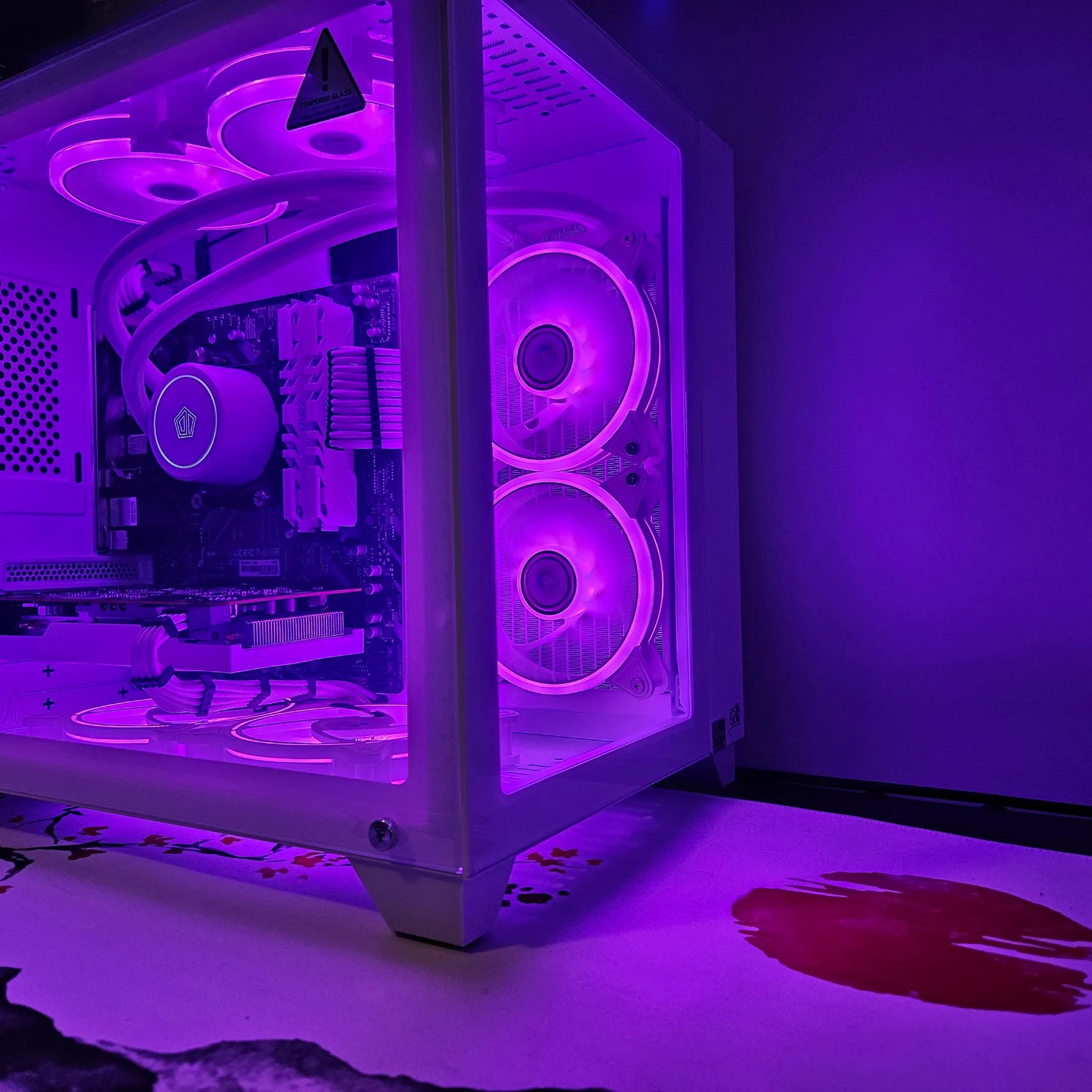 Liquid Cooled Frosty Gaming Rig Ryzen 5 / 32GB / 2TB / RX6600