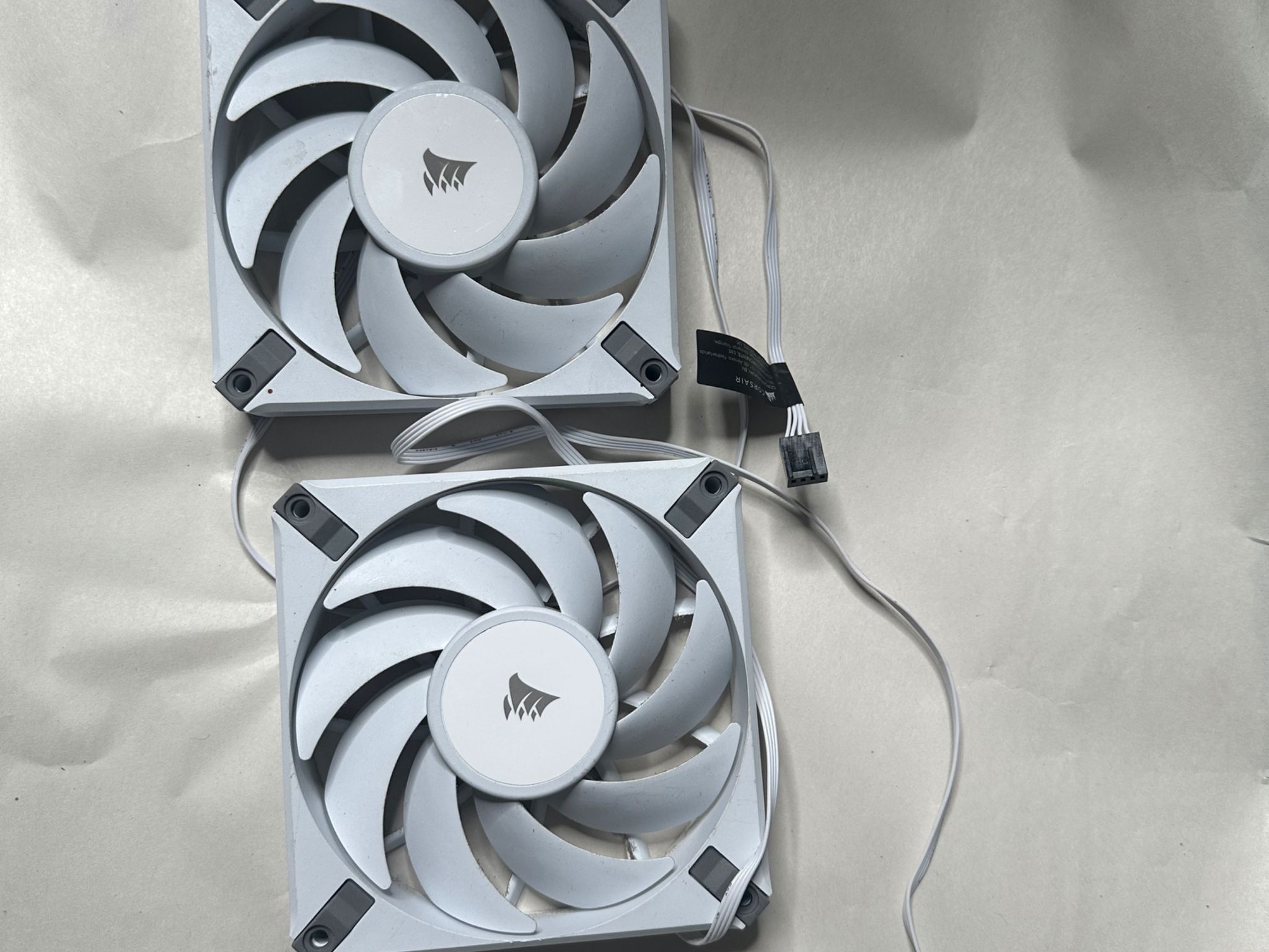 CORSAIR RS120 PWM 120mm Fans 2 Count - White