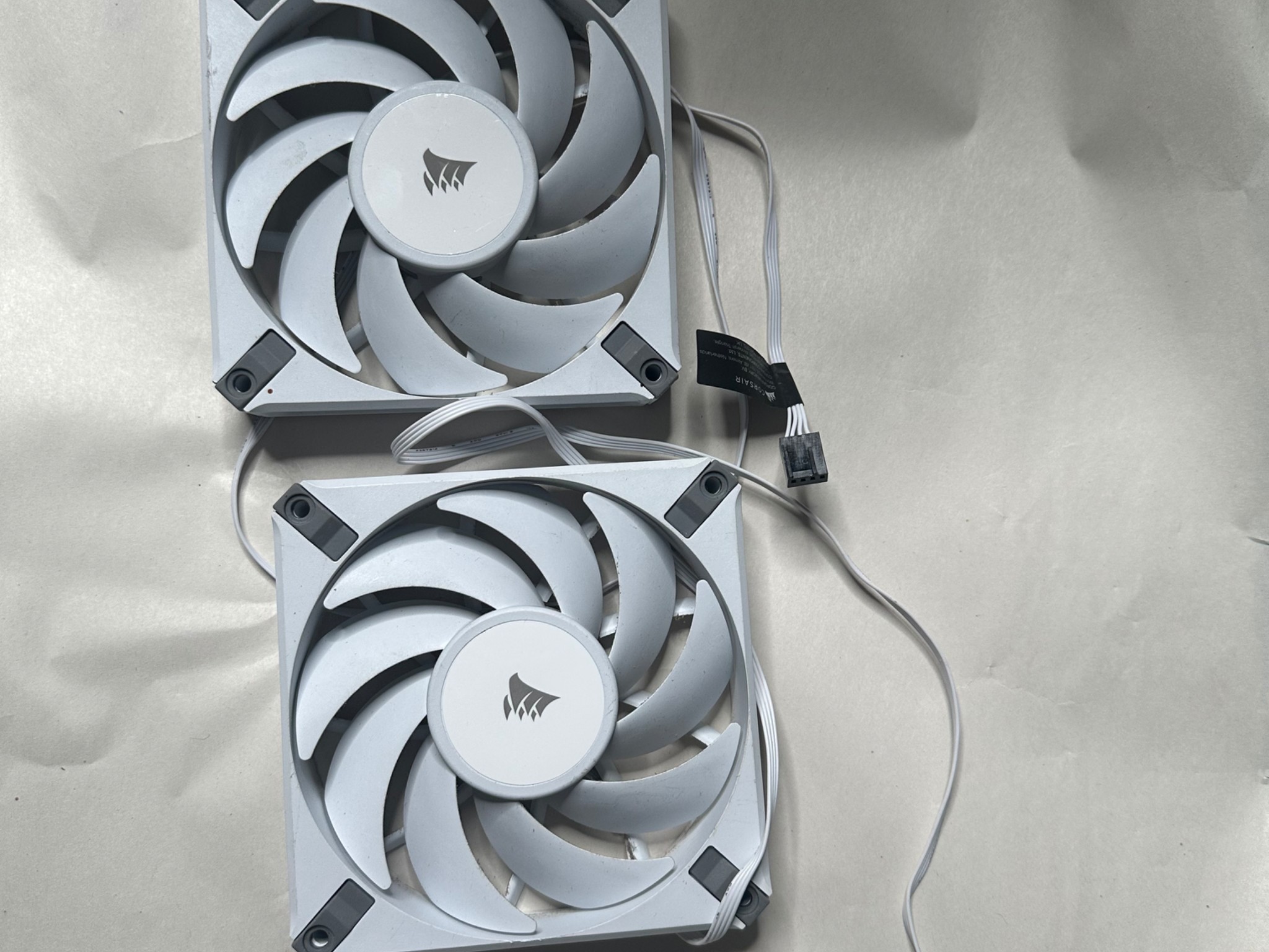 CORSAIR RS120 PWM 120mm Fans 2 Count - White