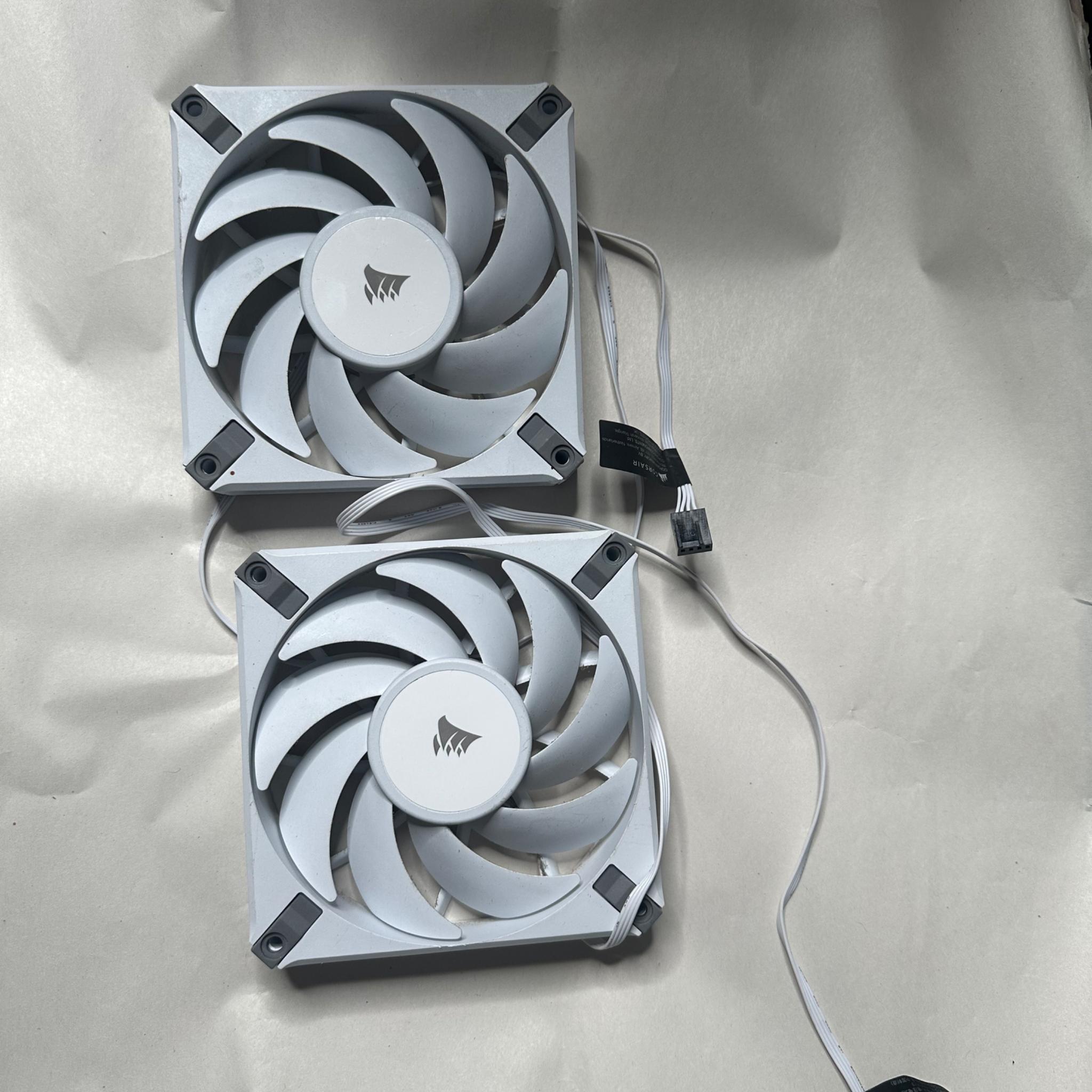 CORSAIR RS120 PWM 120mm Fans 2 Count - White