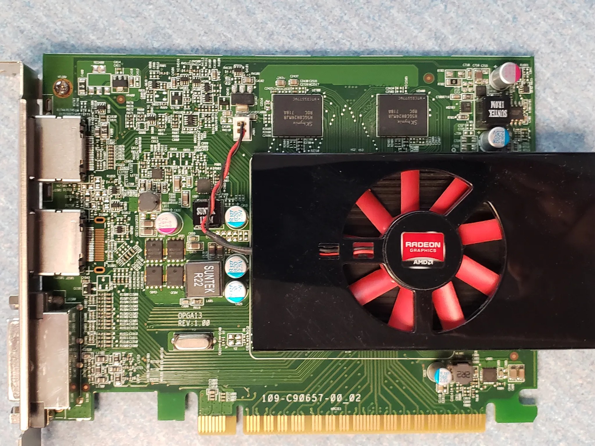 AMD R7 450 graphics card with 4gb memory.