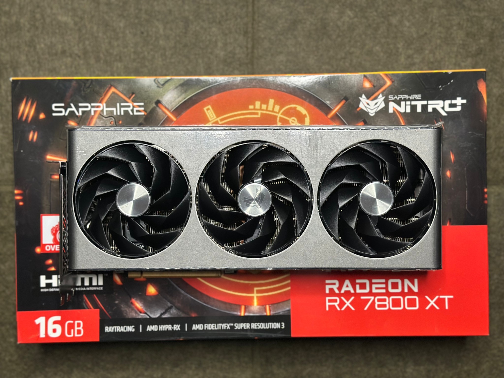 Sapphire Nitro+ AMD Radeon 7800XT