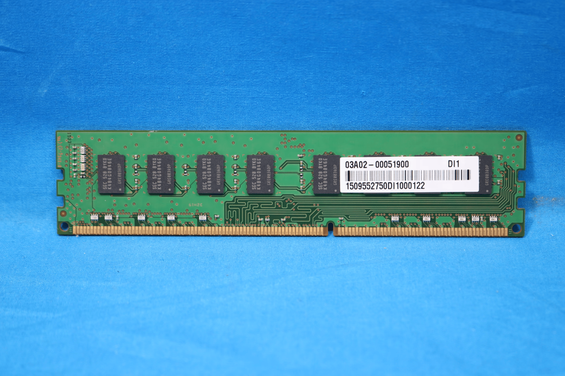Samsung 8 GB 2Rx8 PC3L-12800U-11-13-B1 DDR3L 1600MHz Desktop UDIMM Memory M378B1G73EB0-YK0