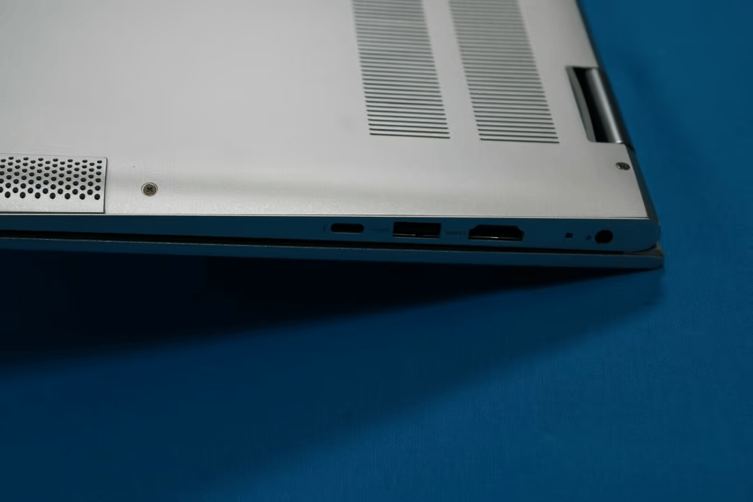 Dell Inspiron 7506 2in1 Laptop 15.6 Intel i5-1135G7 2.4GHz 12GB 512GB SSD Windows 10 Home