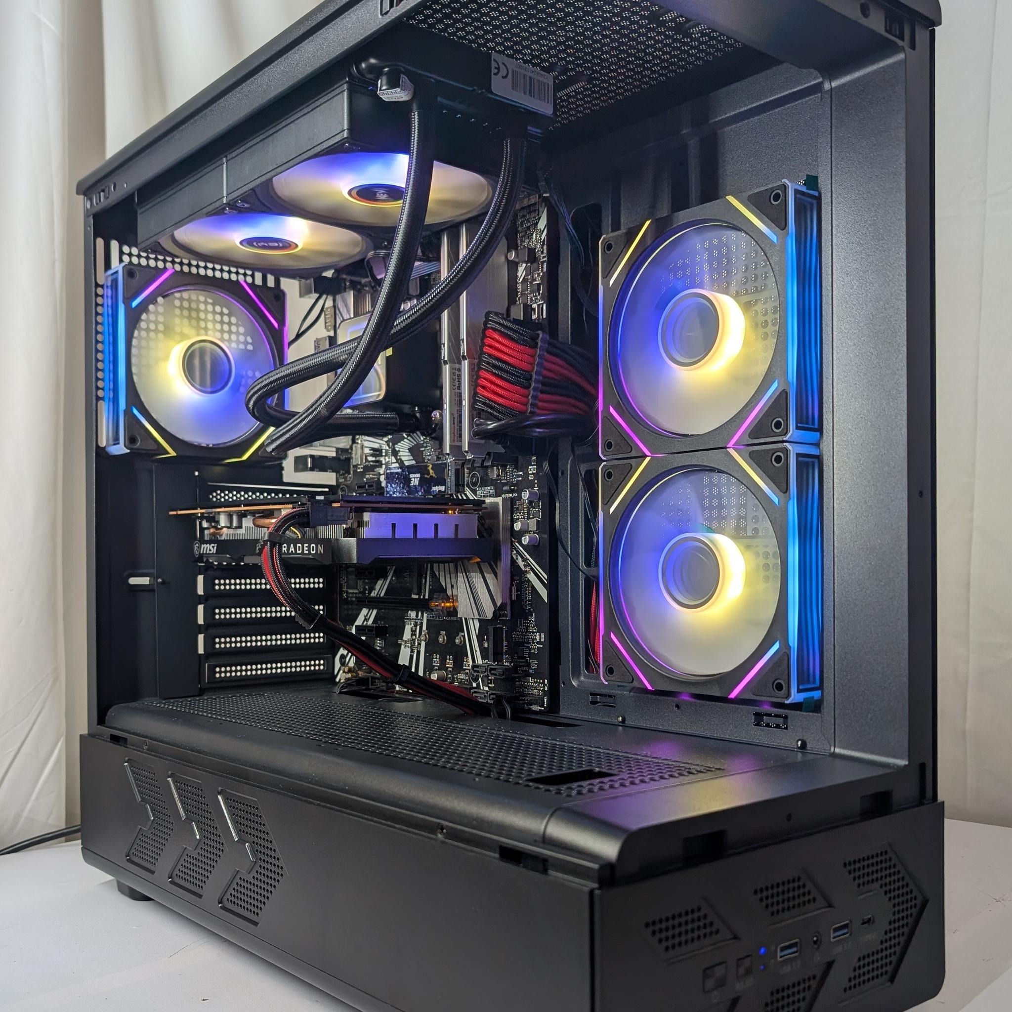 RX 6000 XT | I7 9700 | 16GB DDR4 | 650W | 500GB NVME
