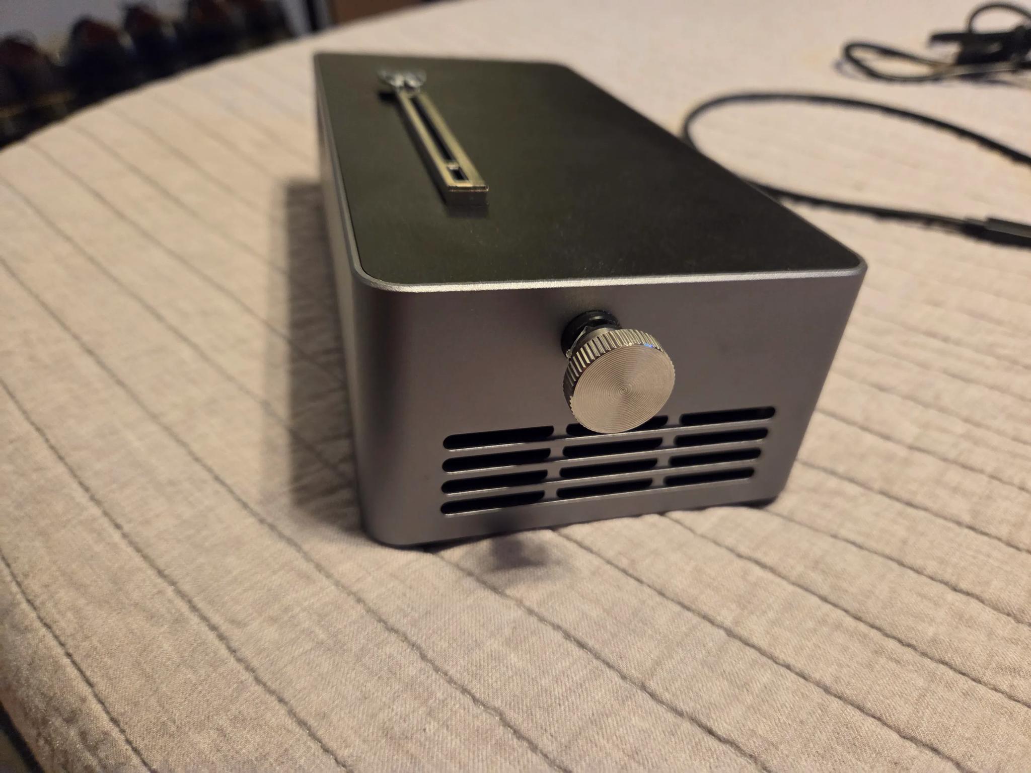 AOOSTAR EGPU AG02 500w | Silver & Black | Used Like New