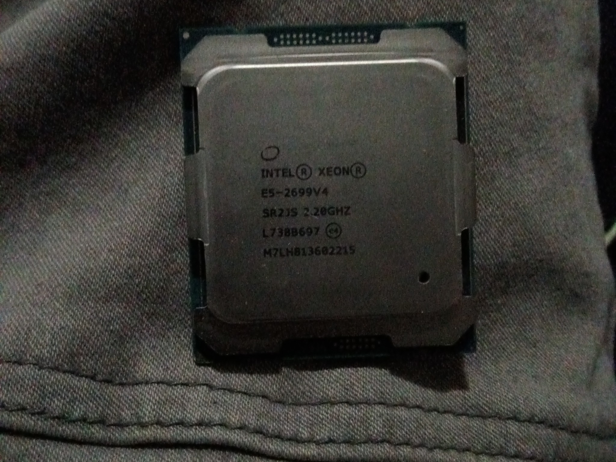 Intel Xeon E5-2699A v4