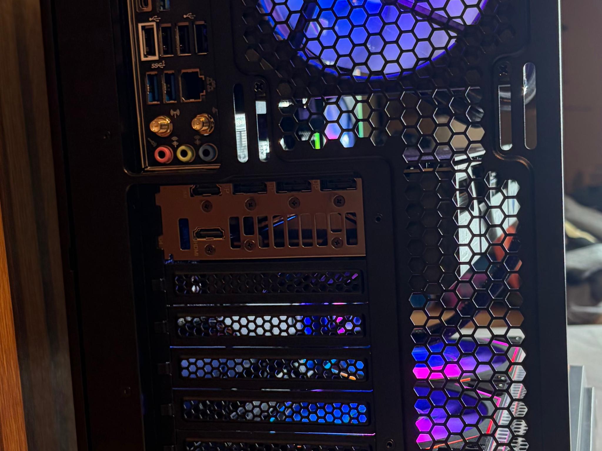 RTX 5070 |  RYZEN 7 7800X3D | 16GB DDR5 | 750w PSU | 1TB NVME | 360MM AIO