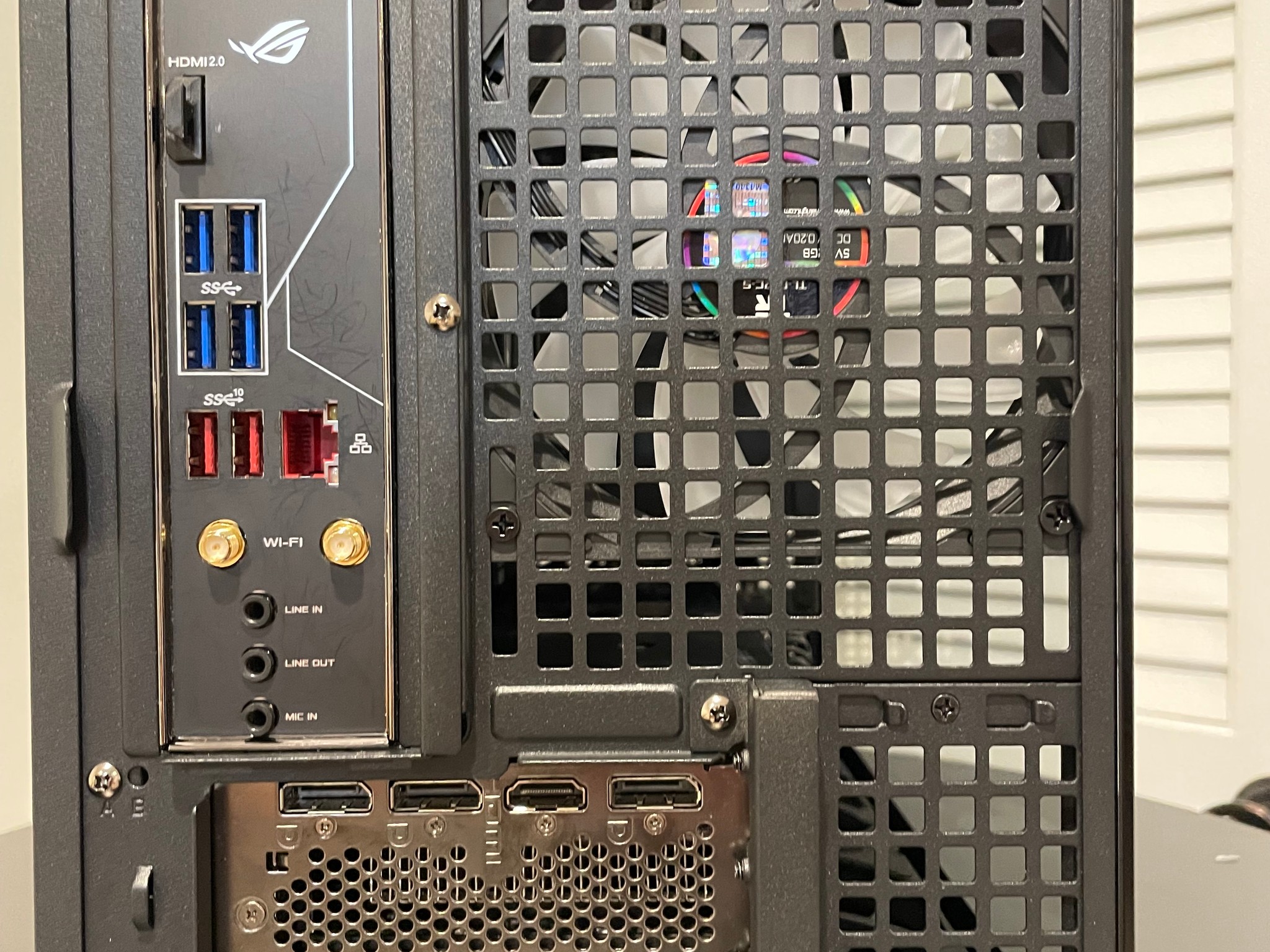 Small Form Factor Gaming PC | RX 6600XT + Ryzen 5 5500 | 16GB RAM | ~1TB SSD