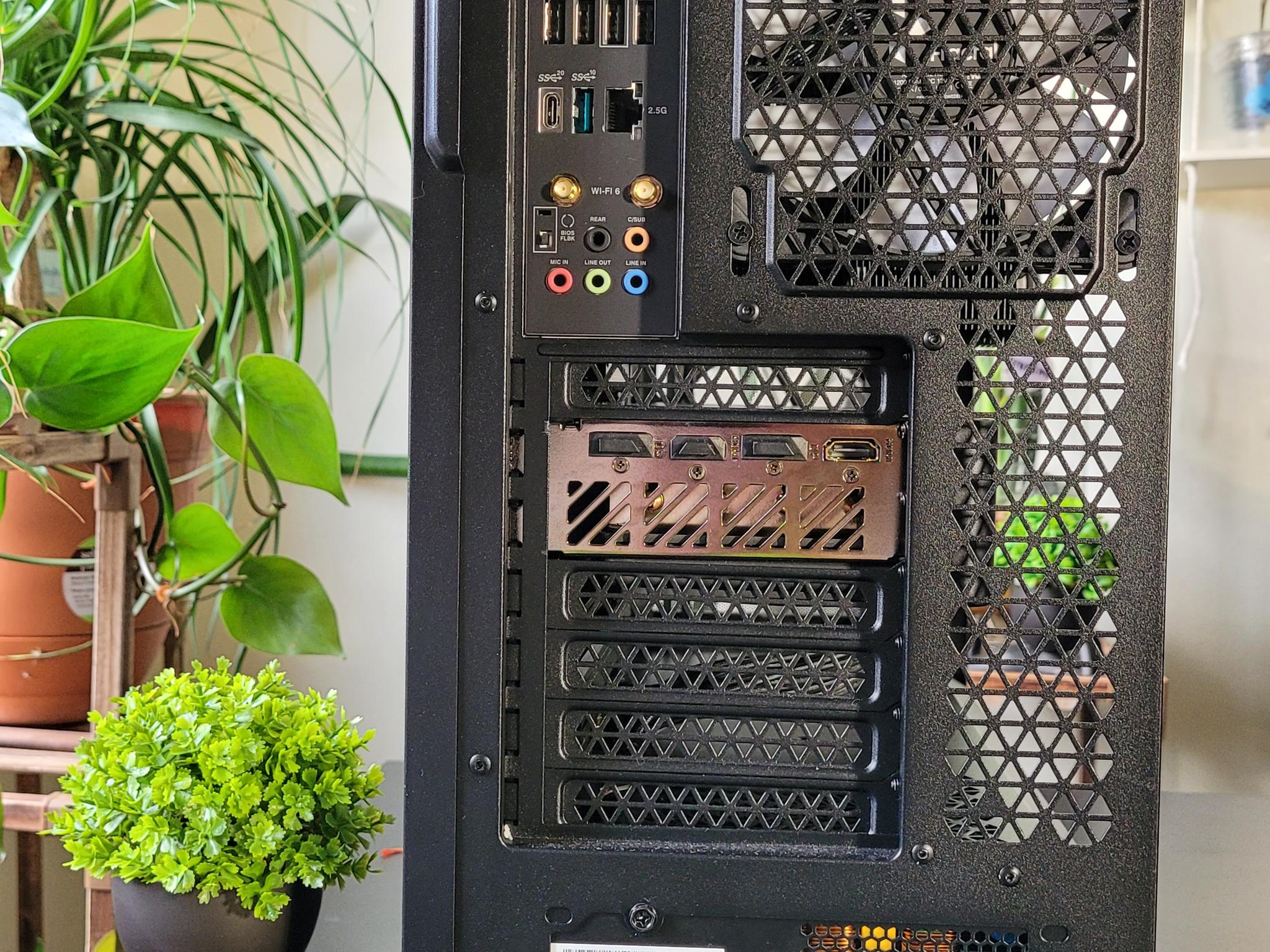 RYZEN 5 7600 | RX 7800XT | 32GB RAM | 2TB STORAGE | WINDOWS 11 ACTIVATED