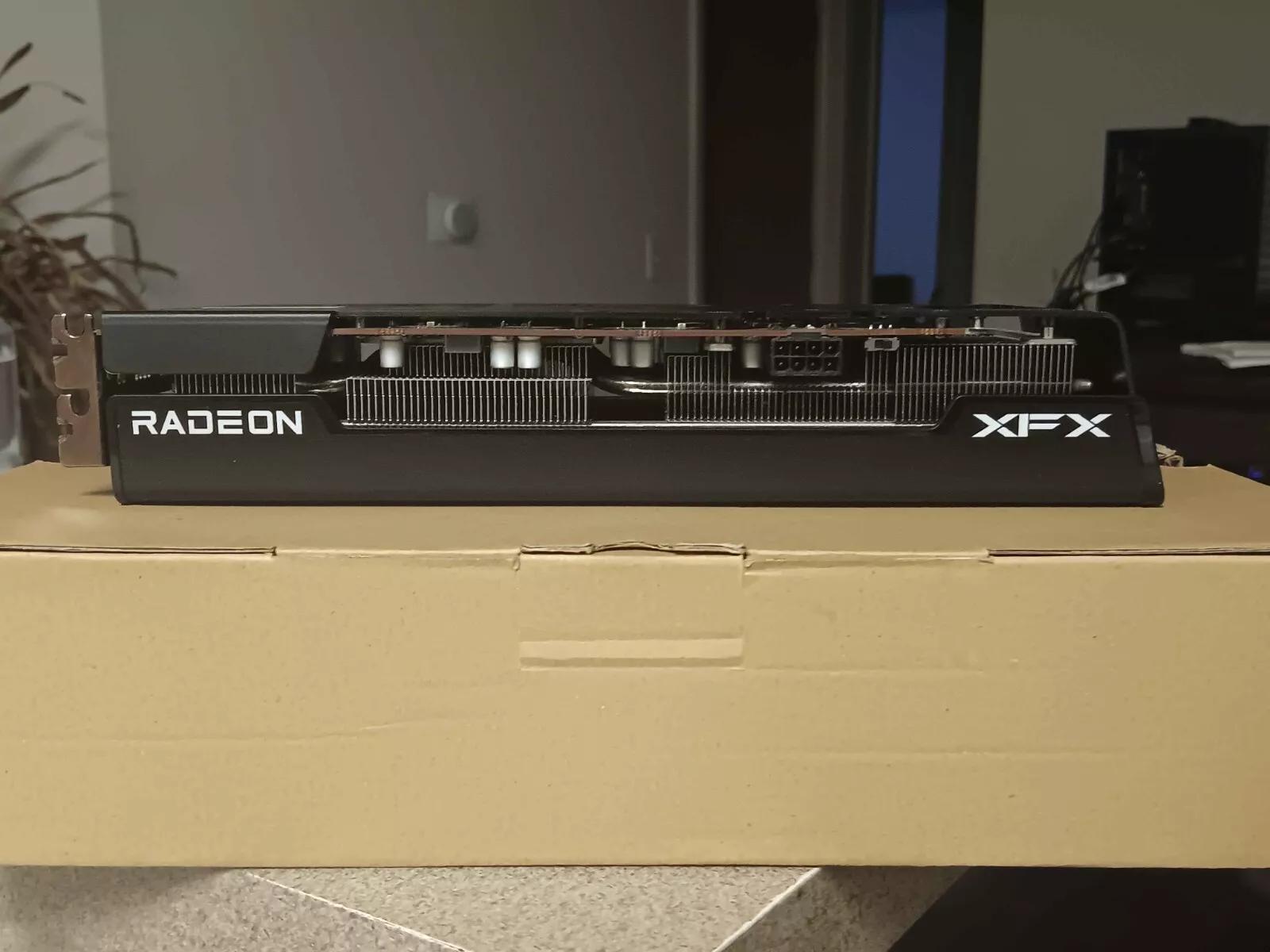 XFX Speedster QICK 308 AMD Radeon RX 6600 XT 8GB GDDR6 Graphics Card