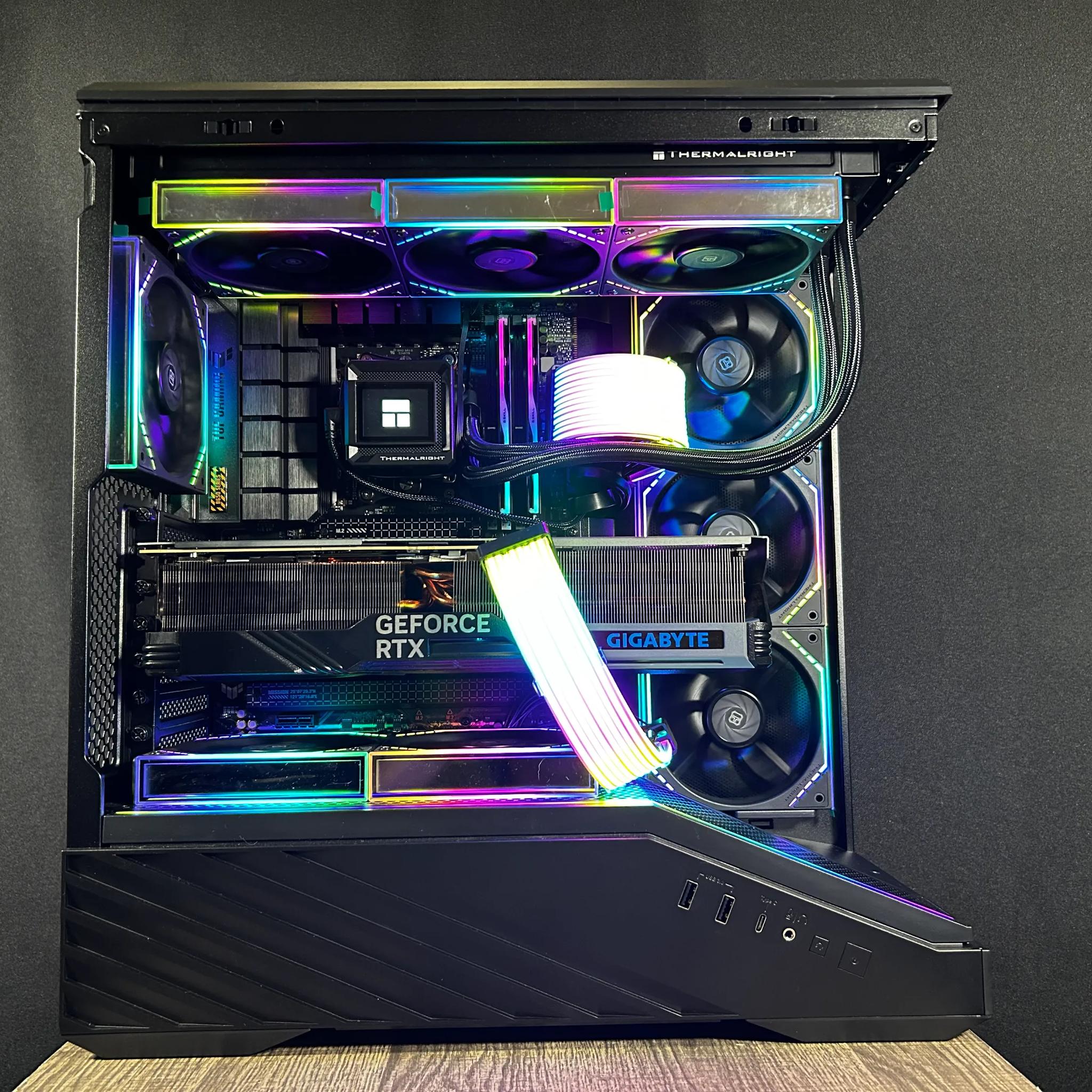 RTX 4090 | Ryzen 7 7800X3D | Ultimate Streaming and Gaming PC