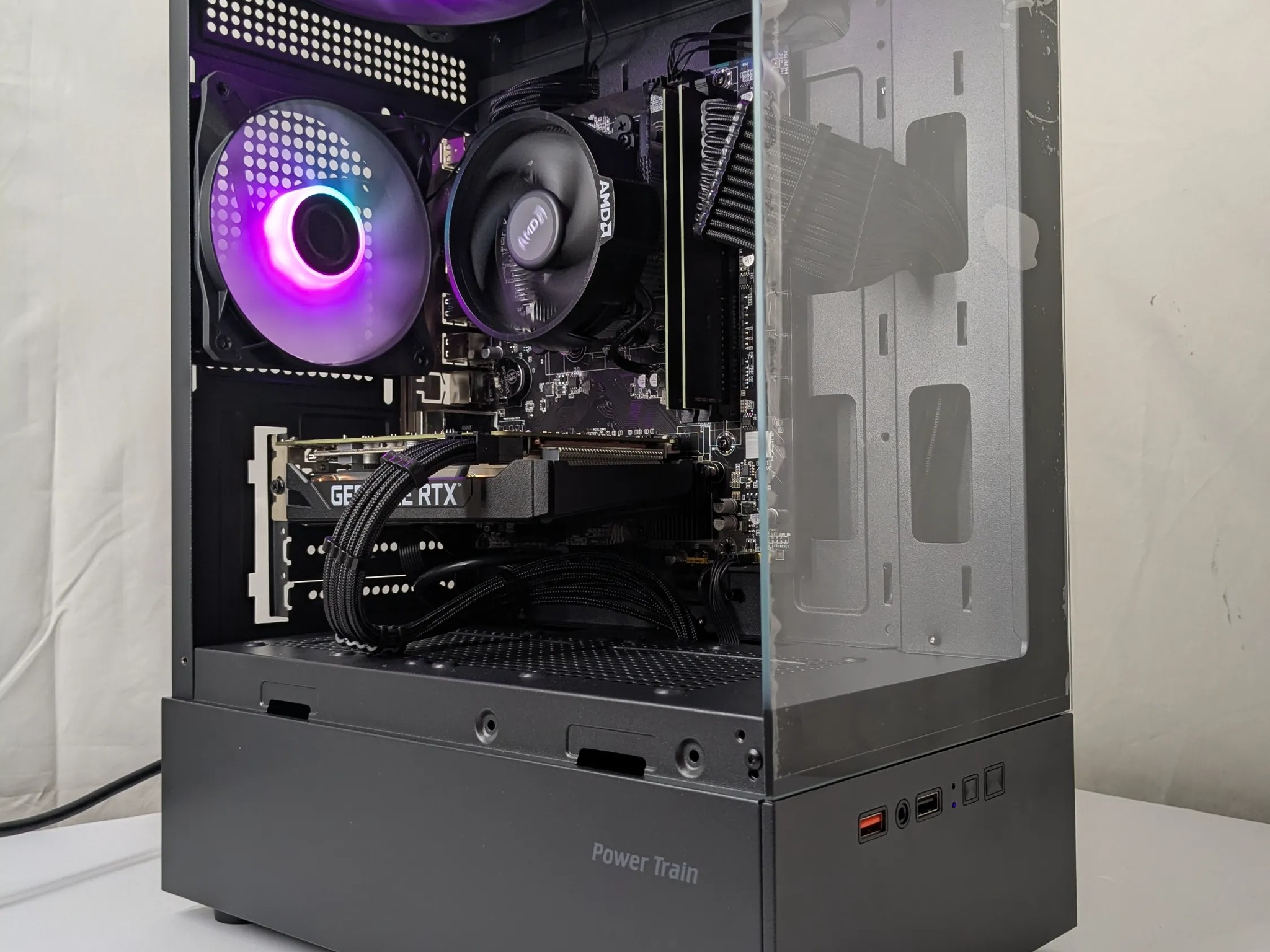 All Black Gaming PC – Ryzen 5 + RTX 2060 – 16GB RAM – 500GB NVMe