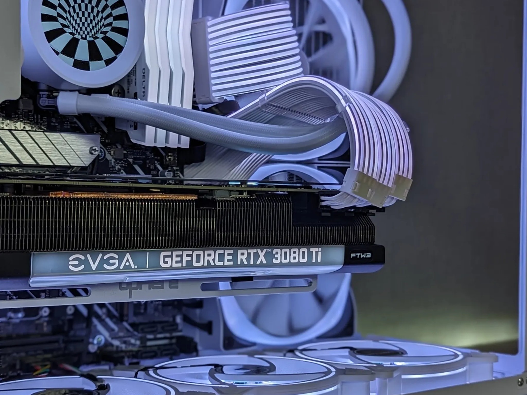 RTX 3080ti 12GB // i9 12900KF // 32GB 3600Mhz DDR4 // 2TB Gen4 NVMe // WiFi