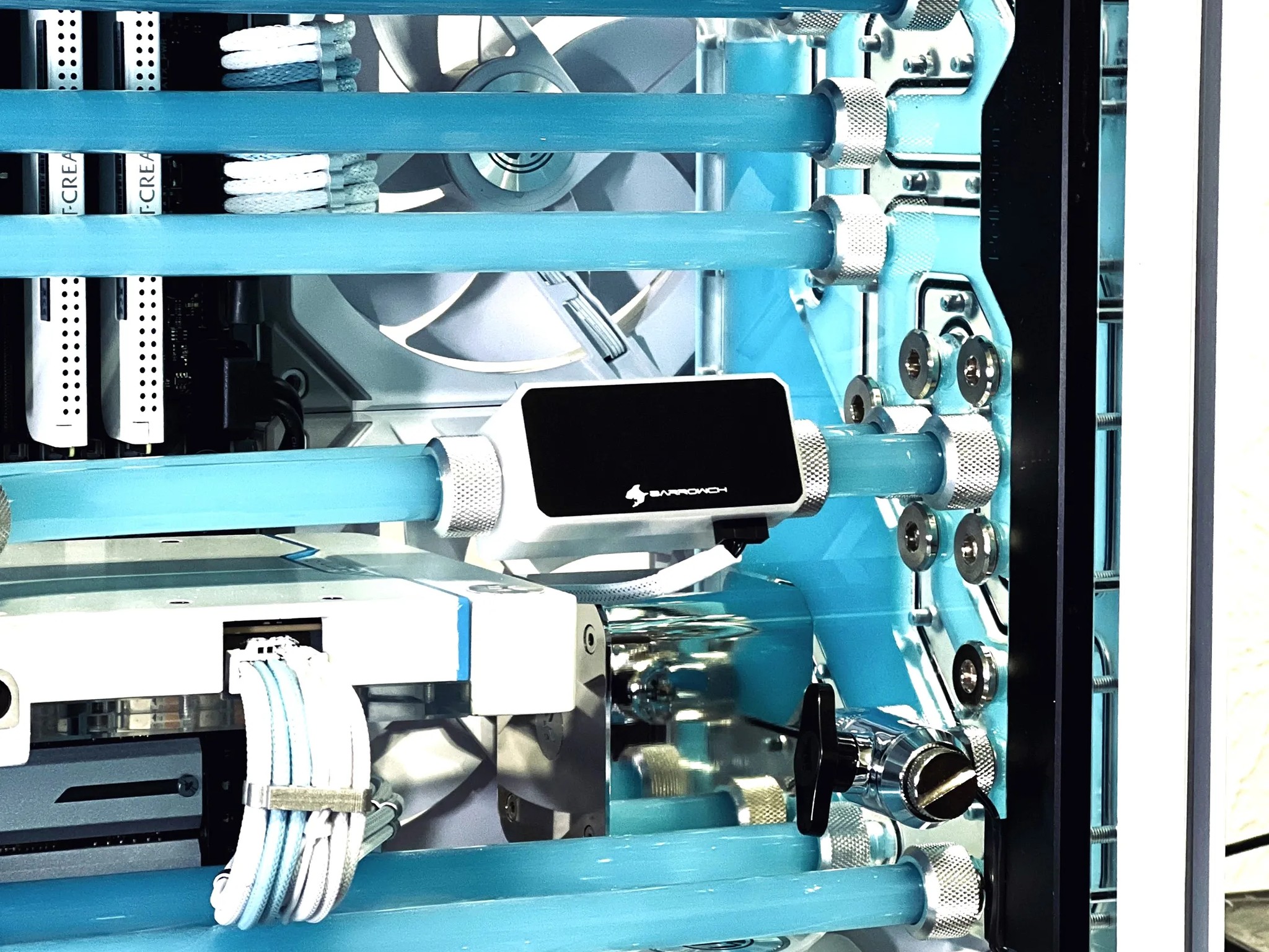 Custom Watercooled Gaming PC - 7800X3D, RTX 4080, 32GB DDR5, EKWB custom loop cooling