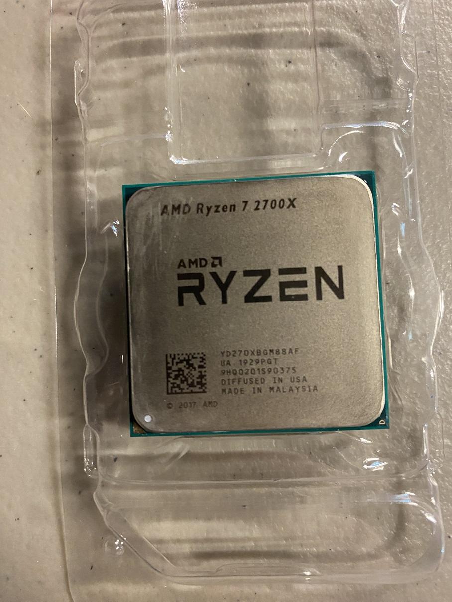 AMD Ryzen 7 2700x with Wraith Prism RGB cooler.