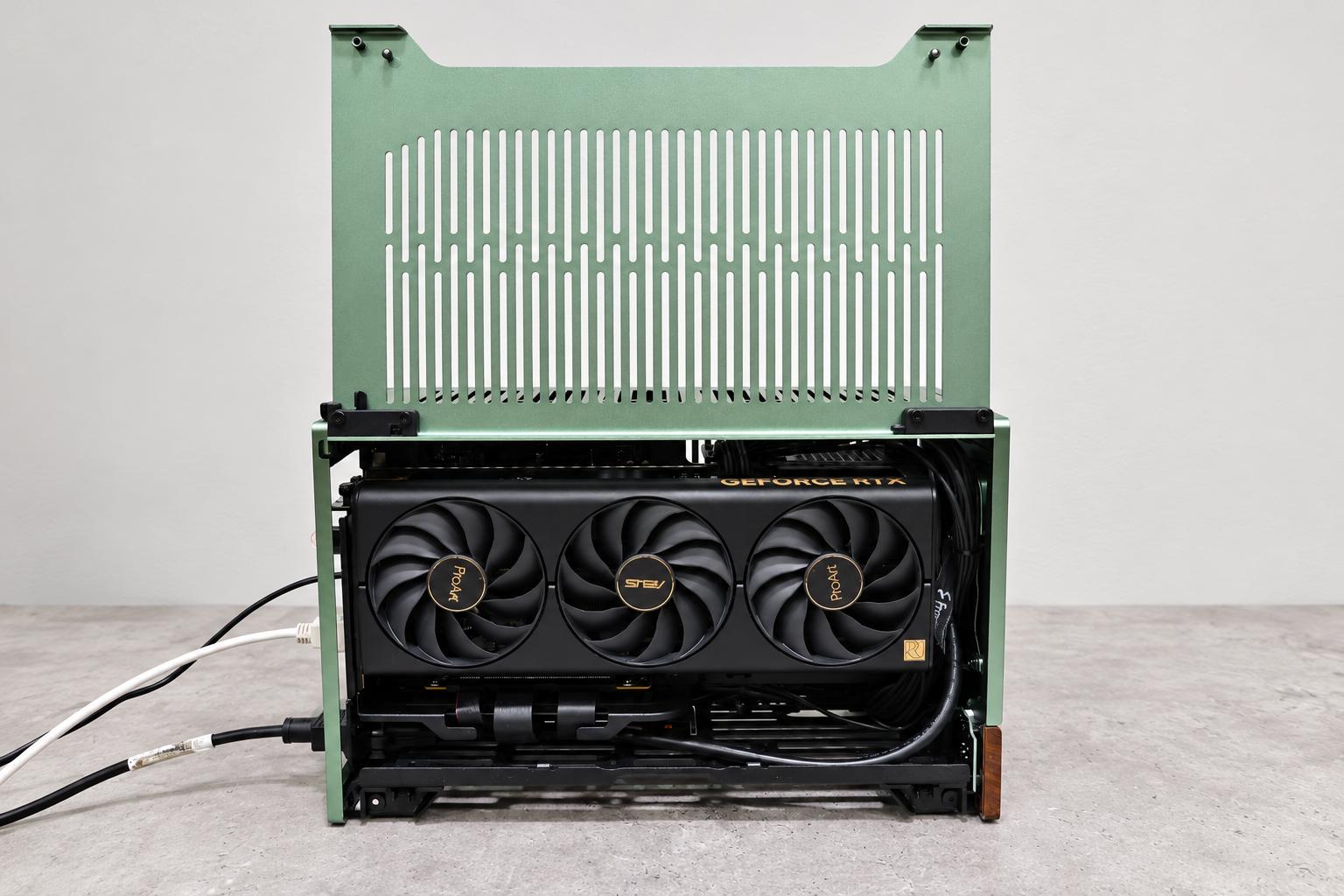 Fractal Terra | Ryzen 7 7800X3D | Asus 4080 Super ProArt | 32GB RAM | 2TB