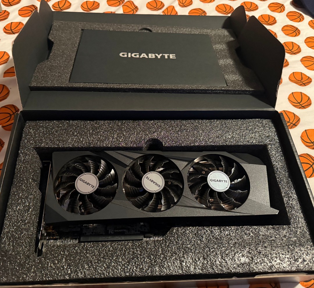 GEFORCE RTX 3070 GAMING OC STEALTH 8G | Jawa