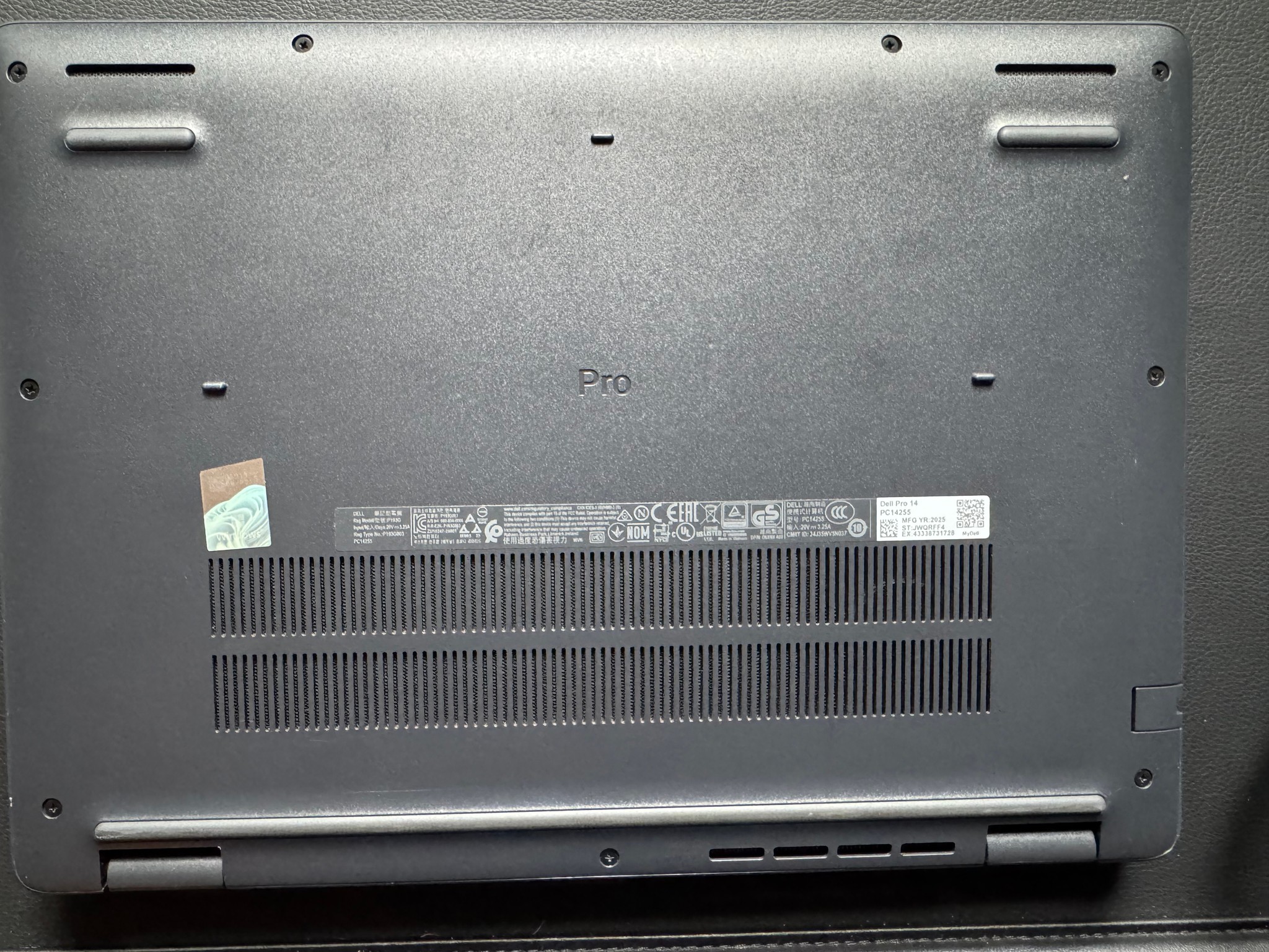 Dell Pro 14 2025 Build