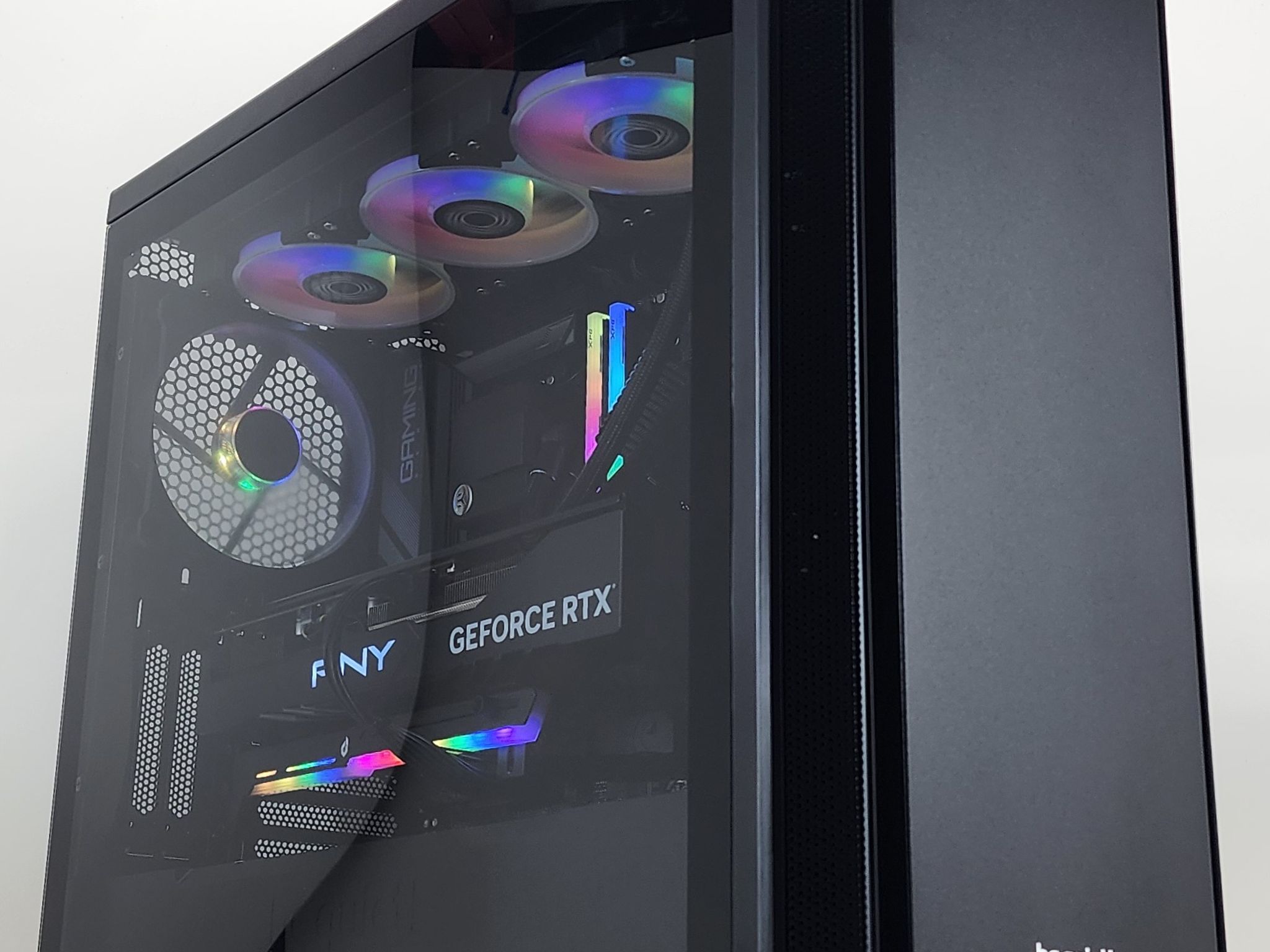 Gaming PC Ryzen 7 7800X3D 32GB RAM 1TB SSD RTX 4080 16GB Windows 11 PC