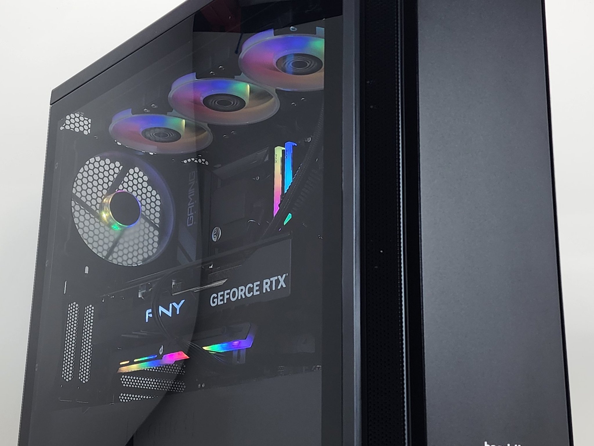 Gaming PC Ryzen 7 7800X3D 32GB RAM 1TB SSD RTX 4080 16GB Windows 11 PC