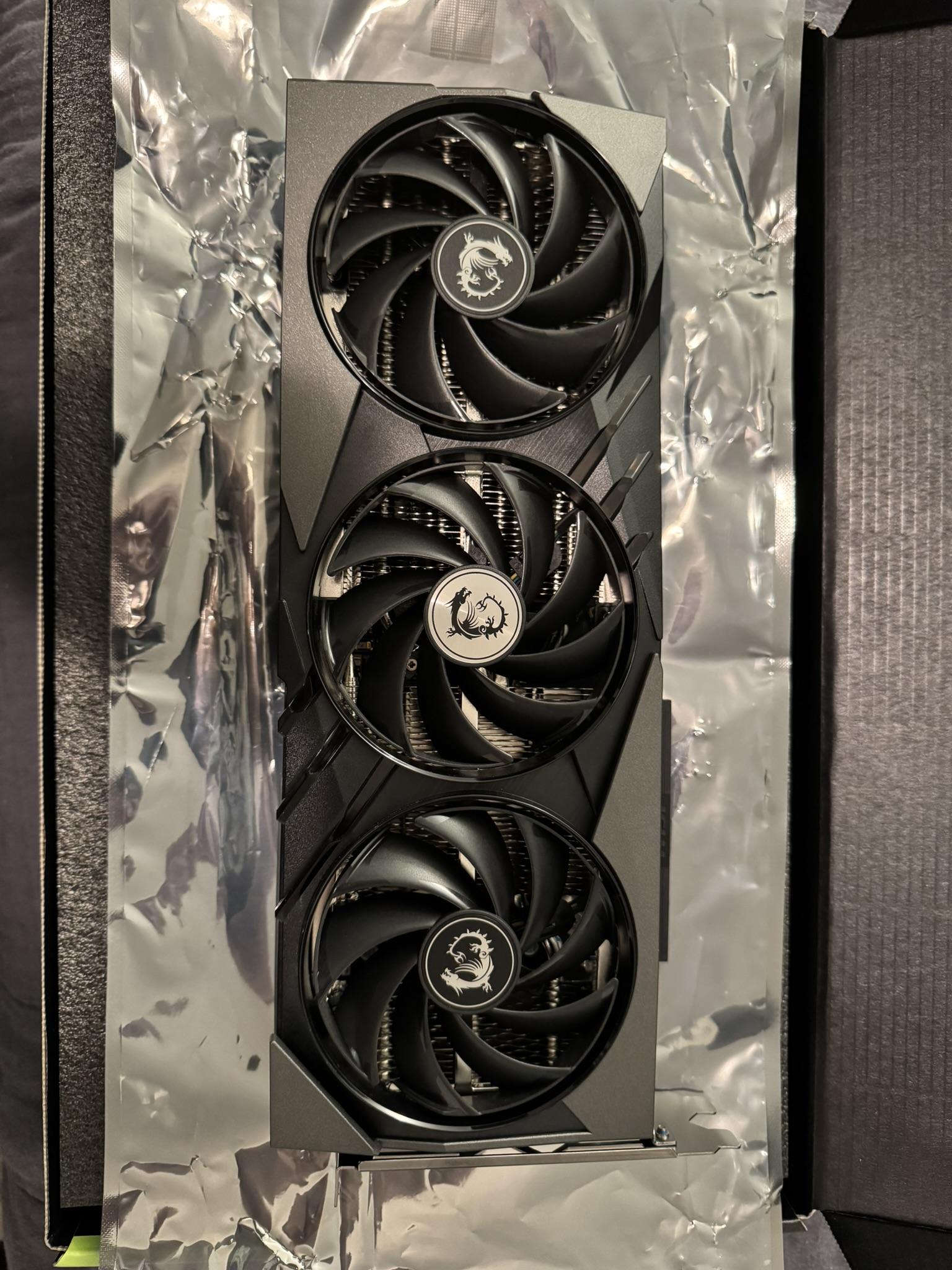 MSI Gaming X Slim 4070 Super