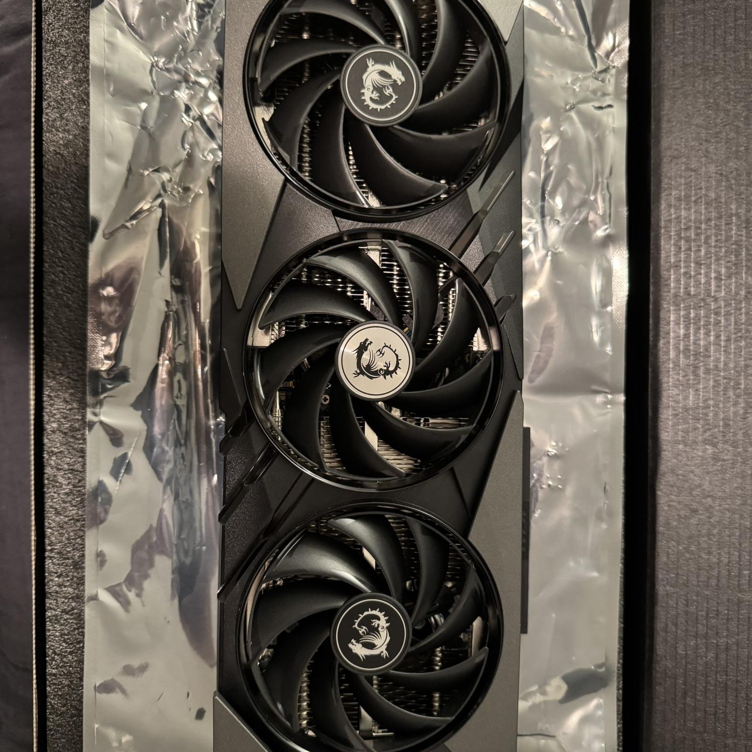 MSI Gaming X Slim 4070 Super