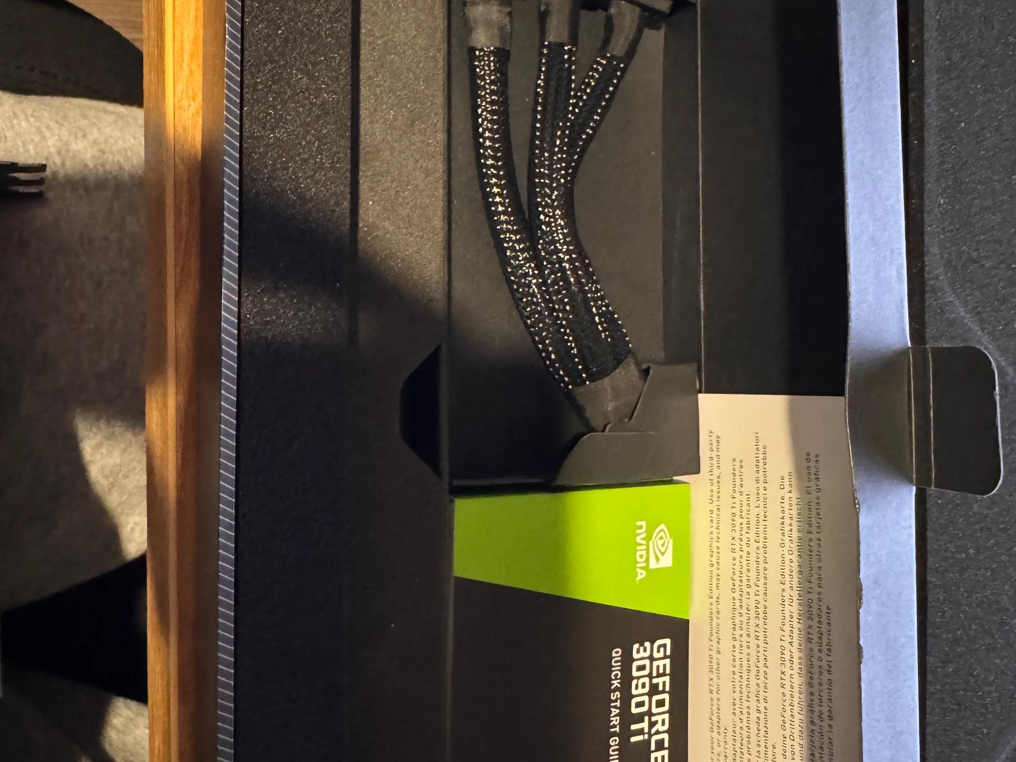 Nvidia RTX 3090 TI FE- USED