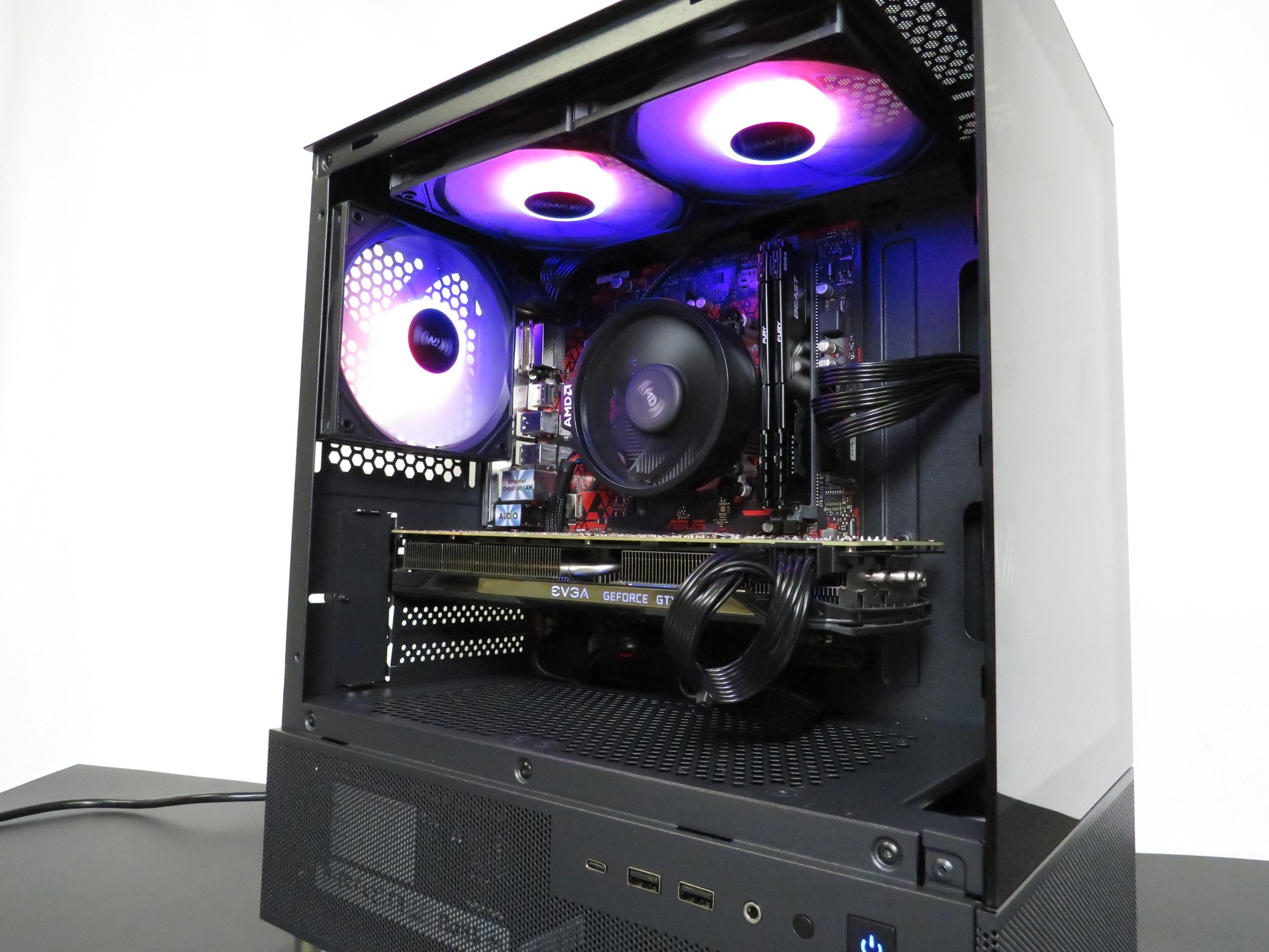 Budget at its best! Ryzen 5 2600X + EVGA GTX 980Ti + 1 TB SSD + 16 GB DDR4